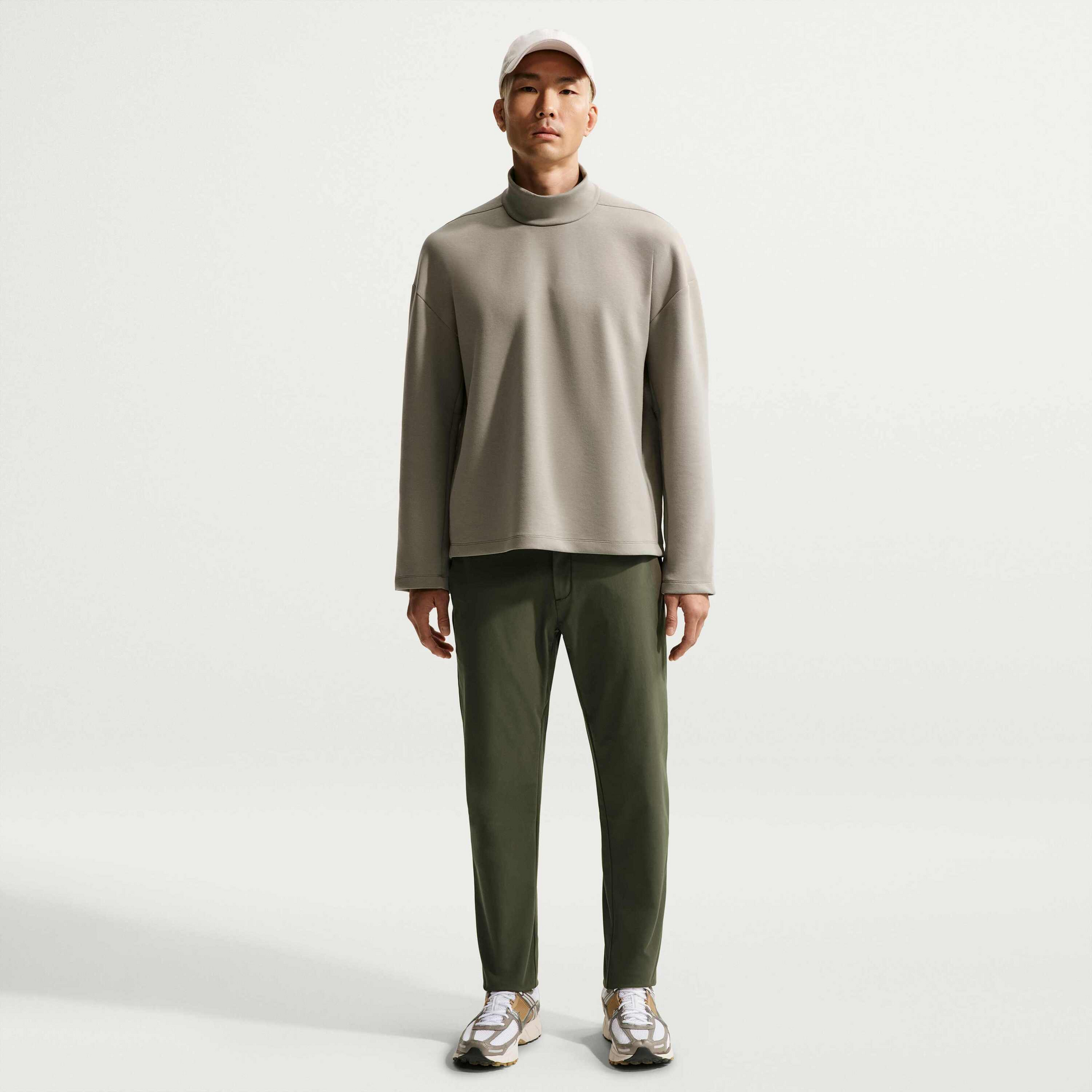 NIKE, Men's Dri-fit Slim Chino Trousers 24.7 Perfectstretch