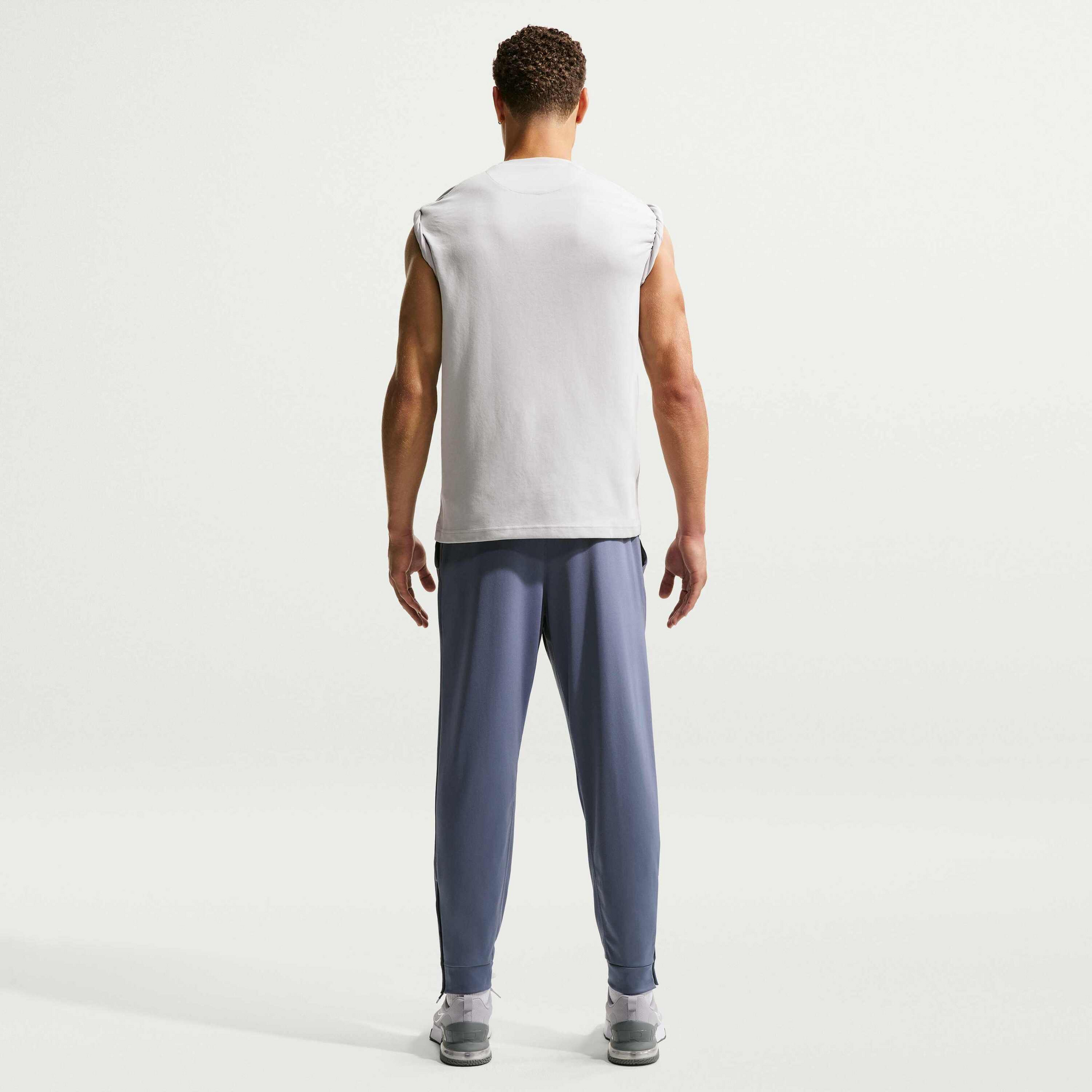 NIKE, Men's Dri-fit Tapered Versatile Trousers Totality