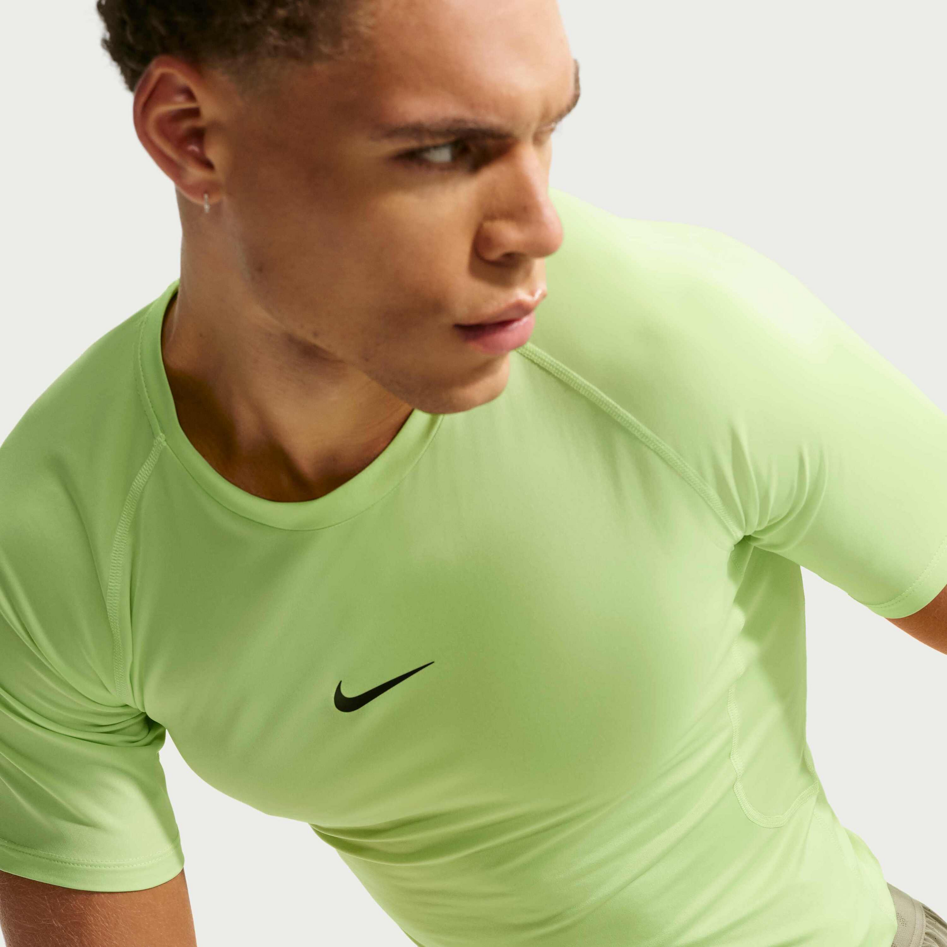 NIKE, Men's Dri-fit Tight Short-sleeve Fitness Top Pro