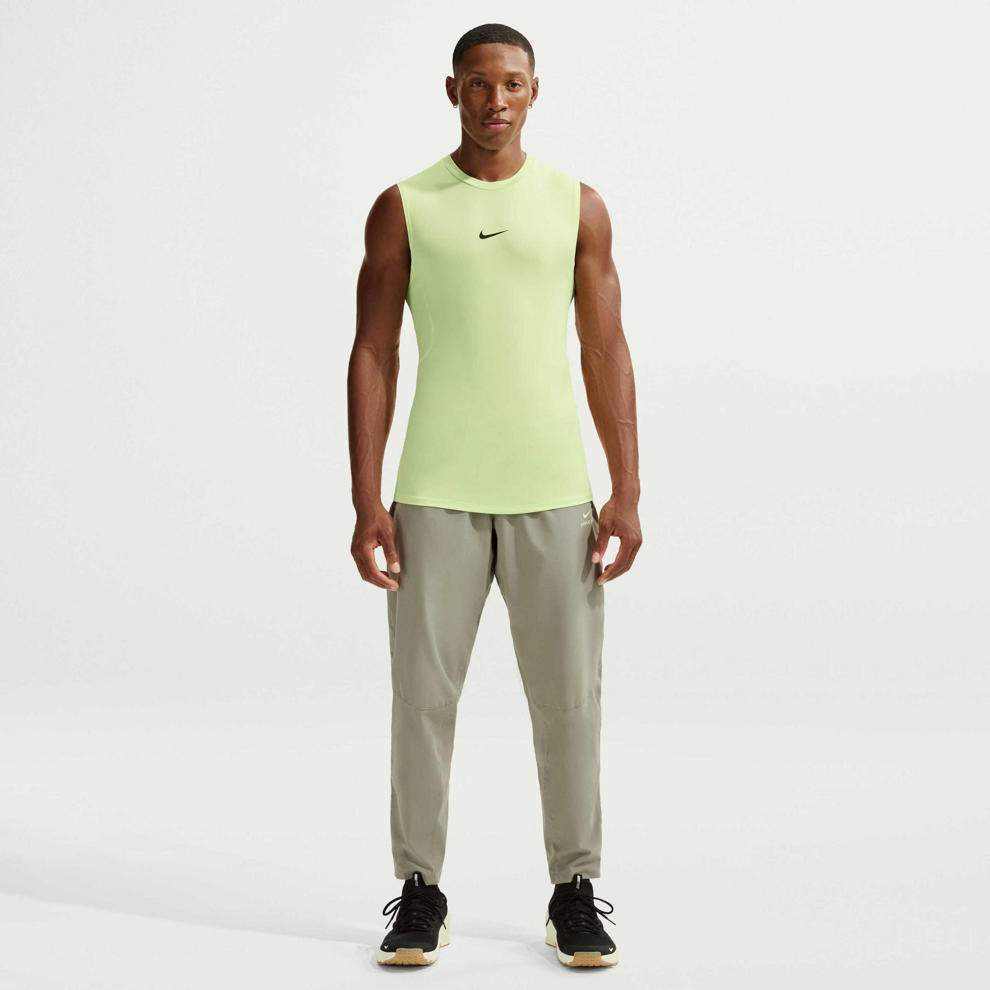 NIKE, Men's Dri-fit Tight Sleeveless Fitness Top Pro