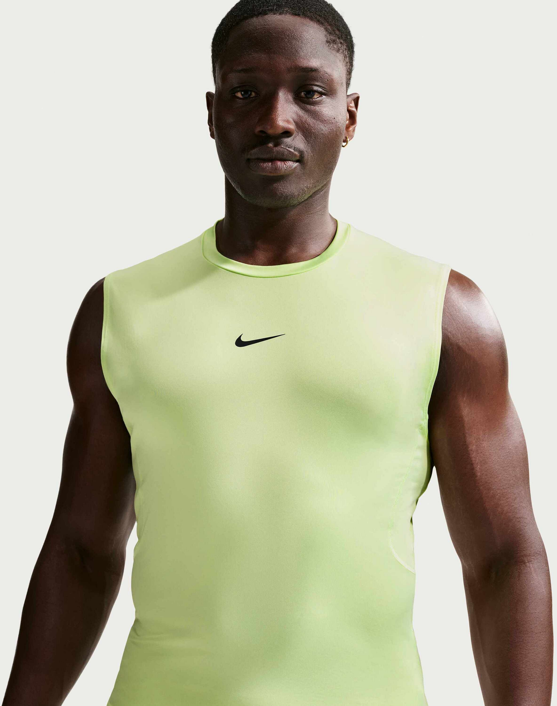 NIKE, Men's Dri-fit Tight Sleeveless Fitness Top Pro