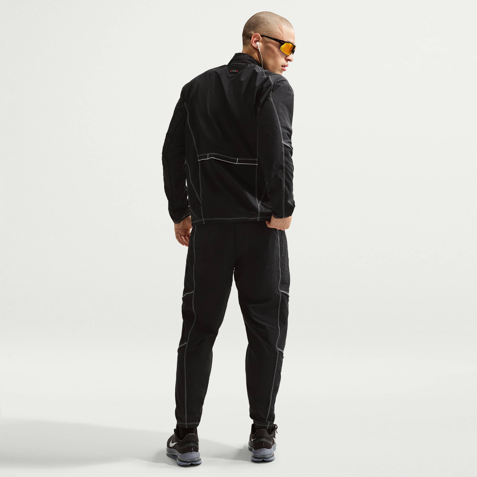 NIKE, Men's Dri-fit Track Trousers Retro