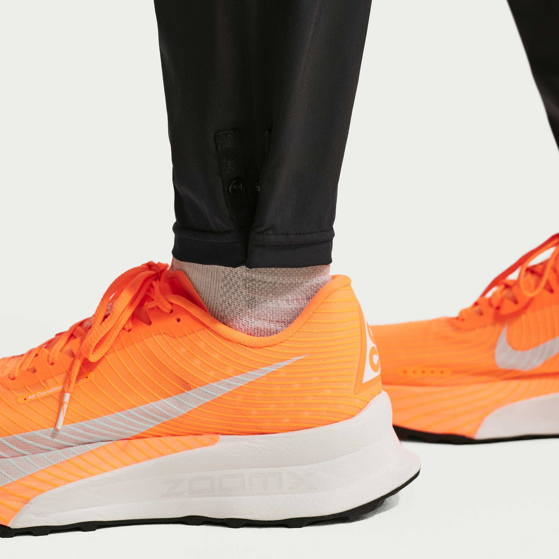 NIKE, Men's Dri-fit Trail Running Trousers Acg 'dawn Range'