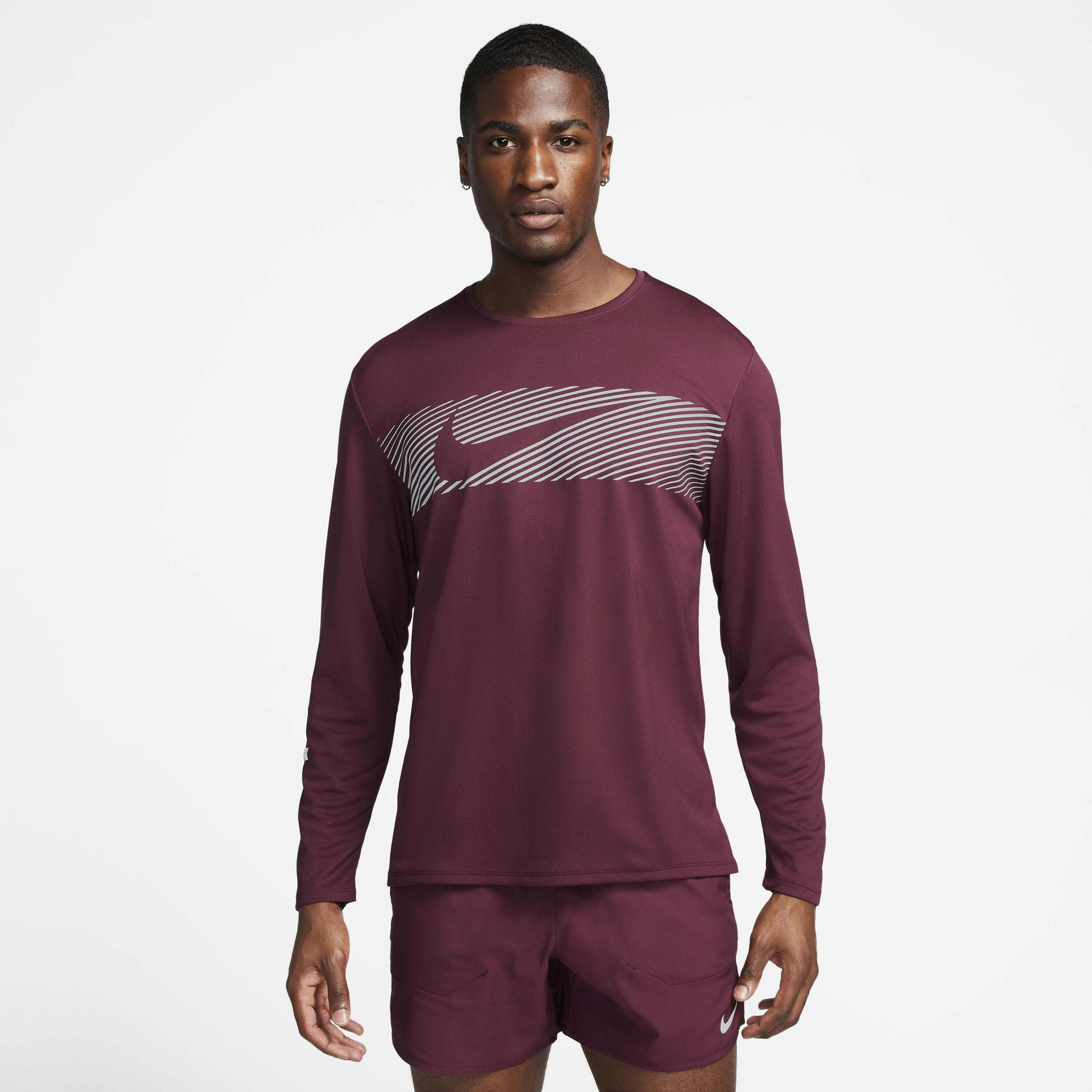 NIKE, Men's Dri-fit Uv Long-sleeve Running Top Miler Flash