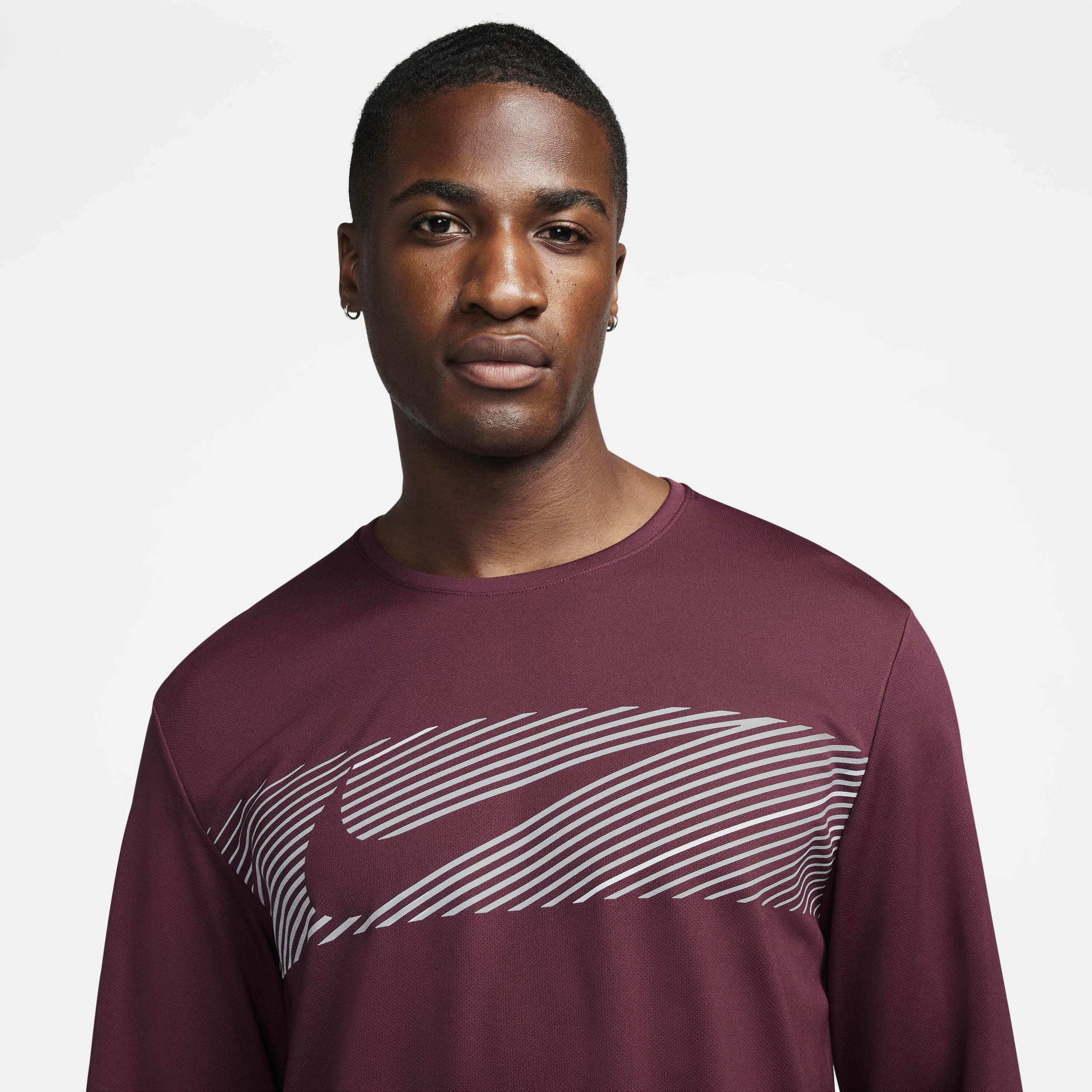 NIKE, Men's Dri-fit Uv Long-sleeve Running Top Miler Flash