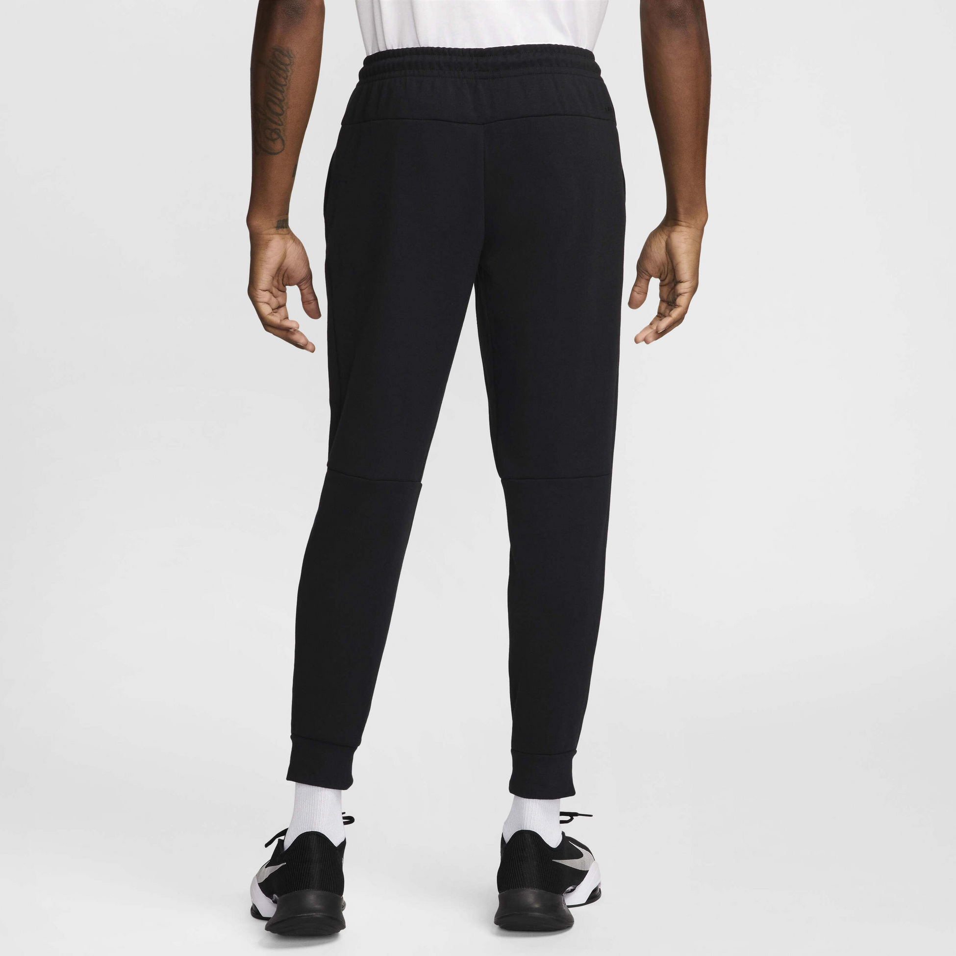 NIKE, Men's Dri-fit Uv Performance Joggers Primary Fleece