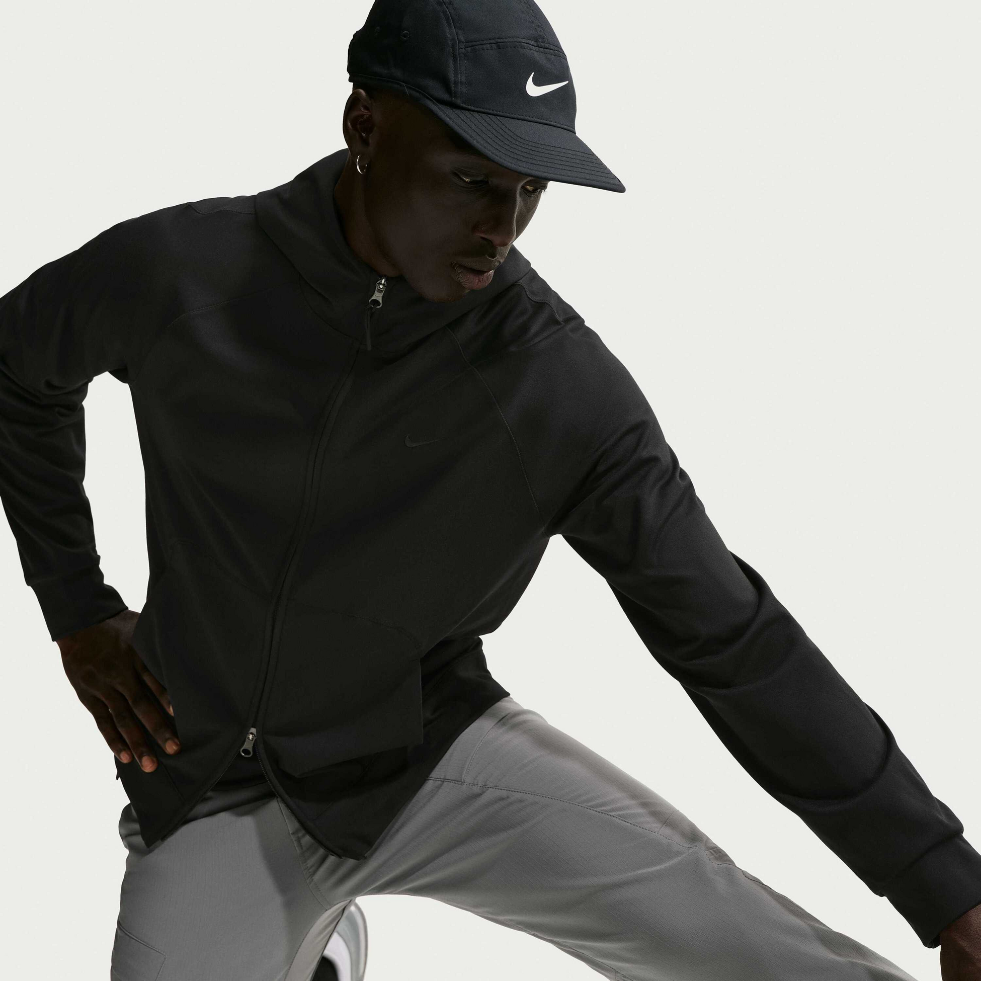 NIKE, Men's Dri-fit Uv Protection Full-zip Performance Hoodie Primary Nanoknit