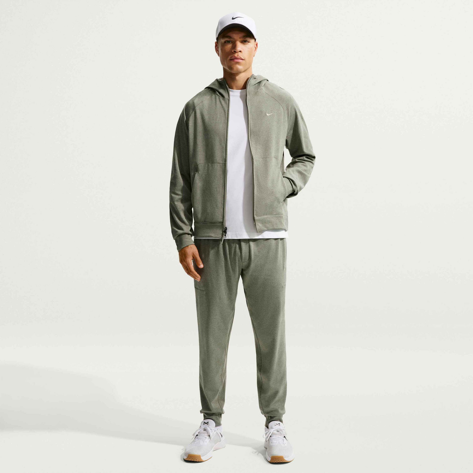 NIKE, Men's Dri-fit Uv Protection Full-zip Performance Hoodie Primary Nanoknit