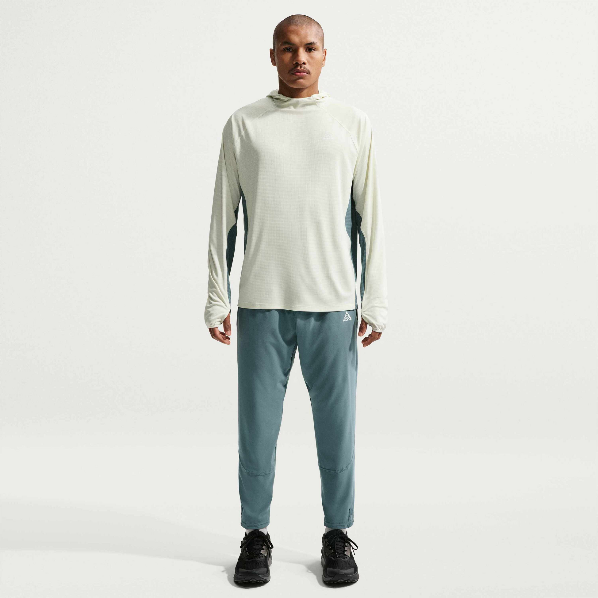 NIKE, Men's Dri-fit Uv Protection Hooded Trail-running Top Acg 'solar Chase'
