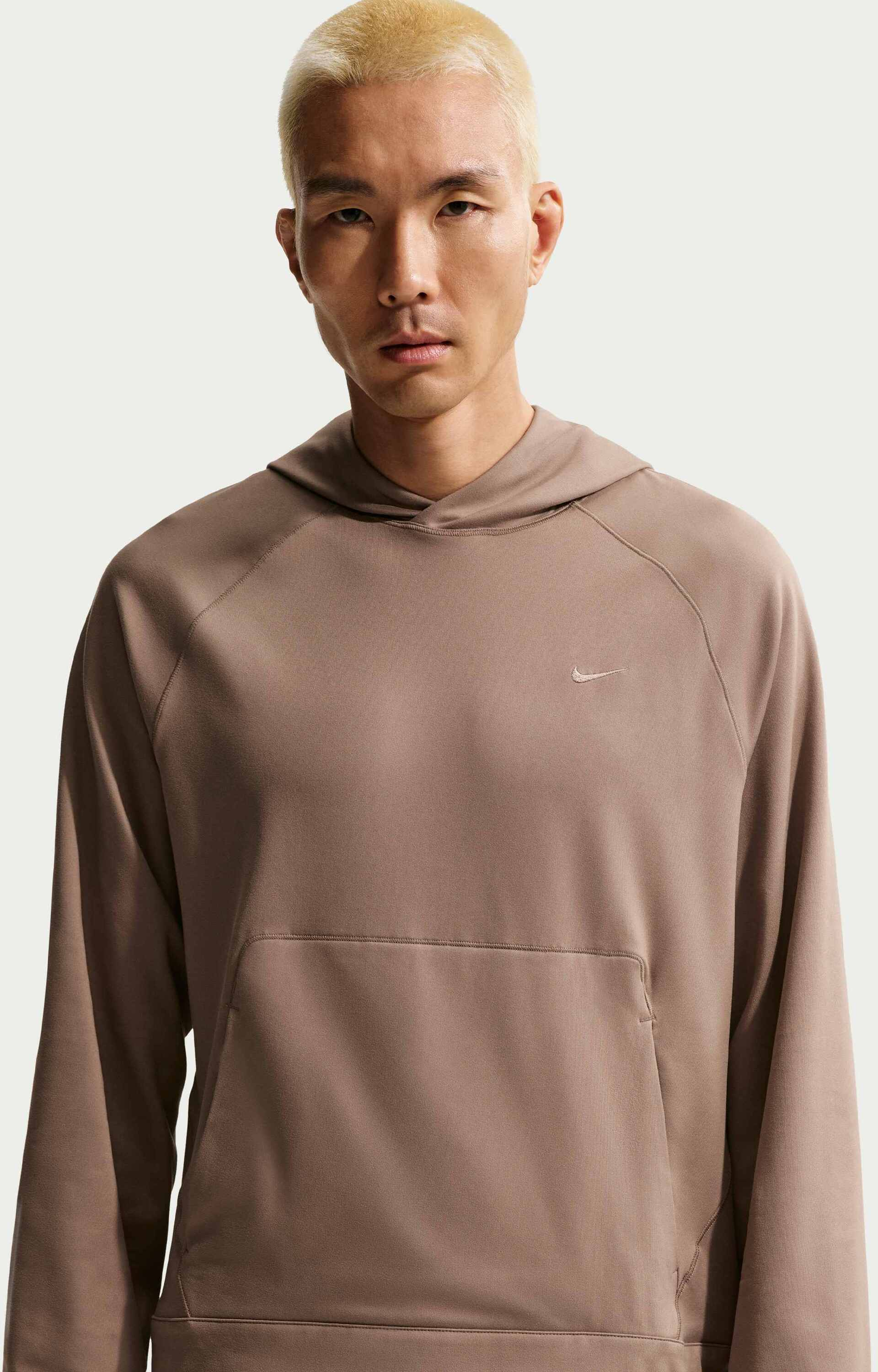 NIKE, Men's Dri-fit Uv Protection Pullover Performance Hoodie Primary Nanoknit