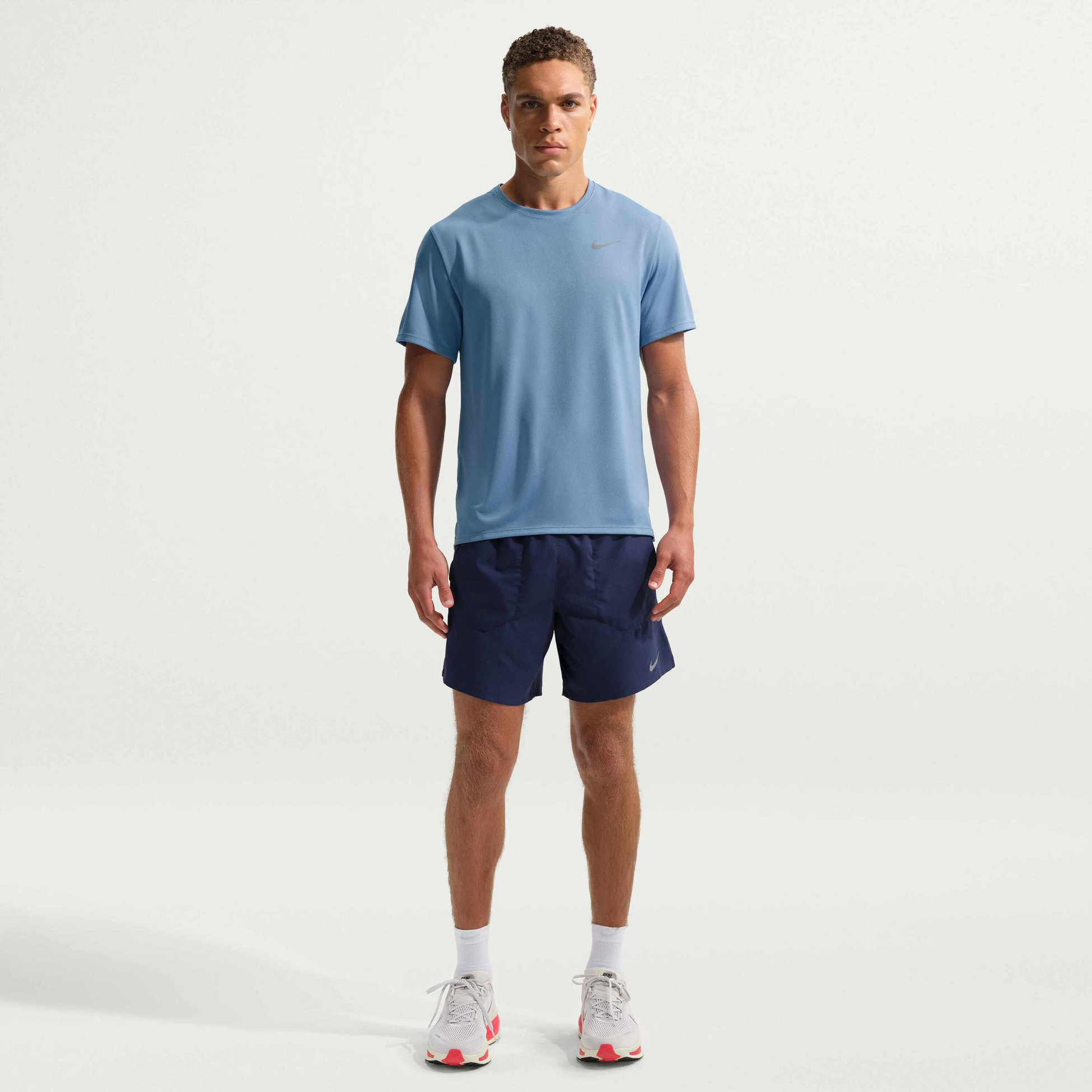 NIKE, Men's Dri-fit Uv Short-sleeve Running Top Miler