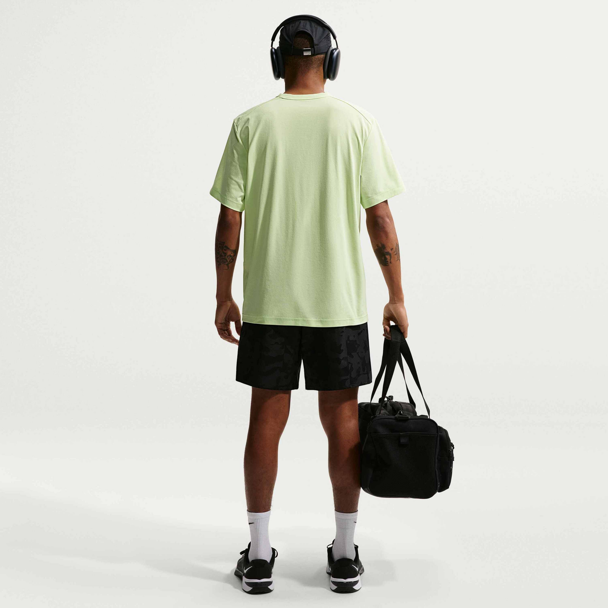 NIKE, Men's Dri-fit Uv Short-sleeve Versatile Top Hyverse