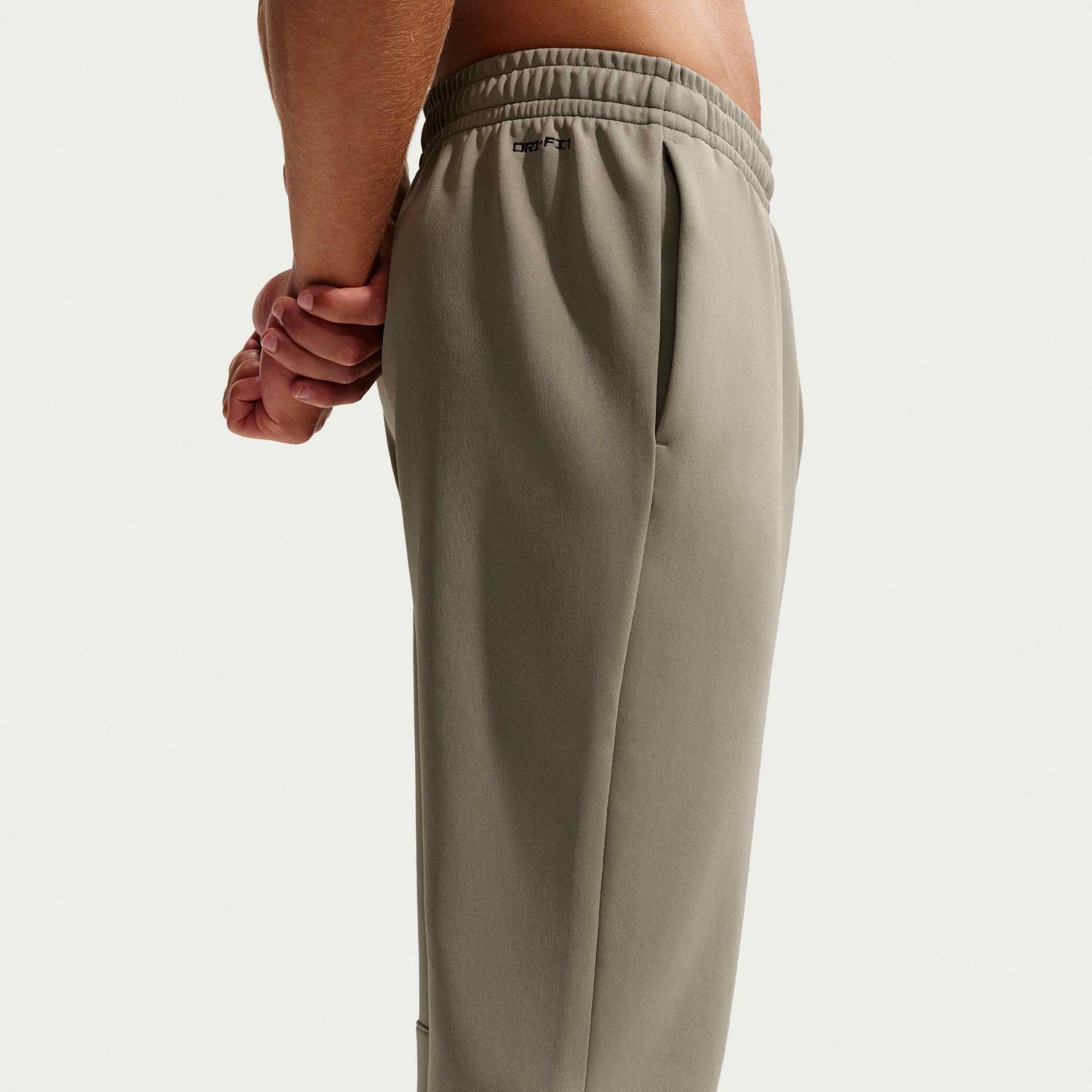 NIKE, Men's Dri-fit Uv Training Joggers Hyverse