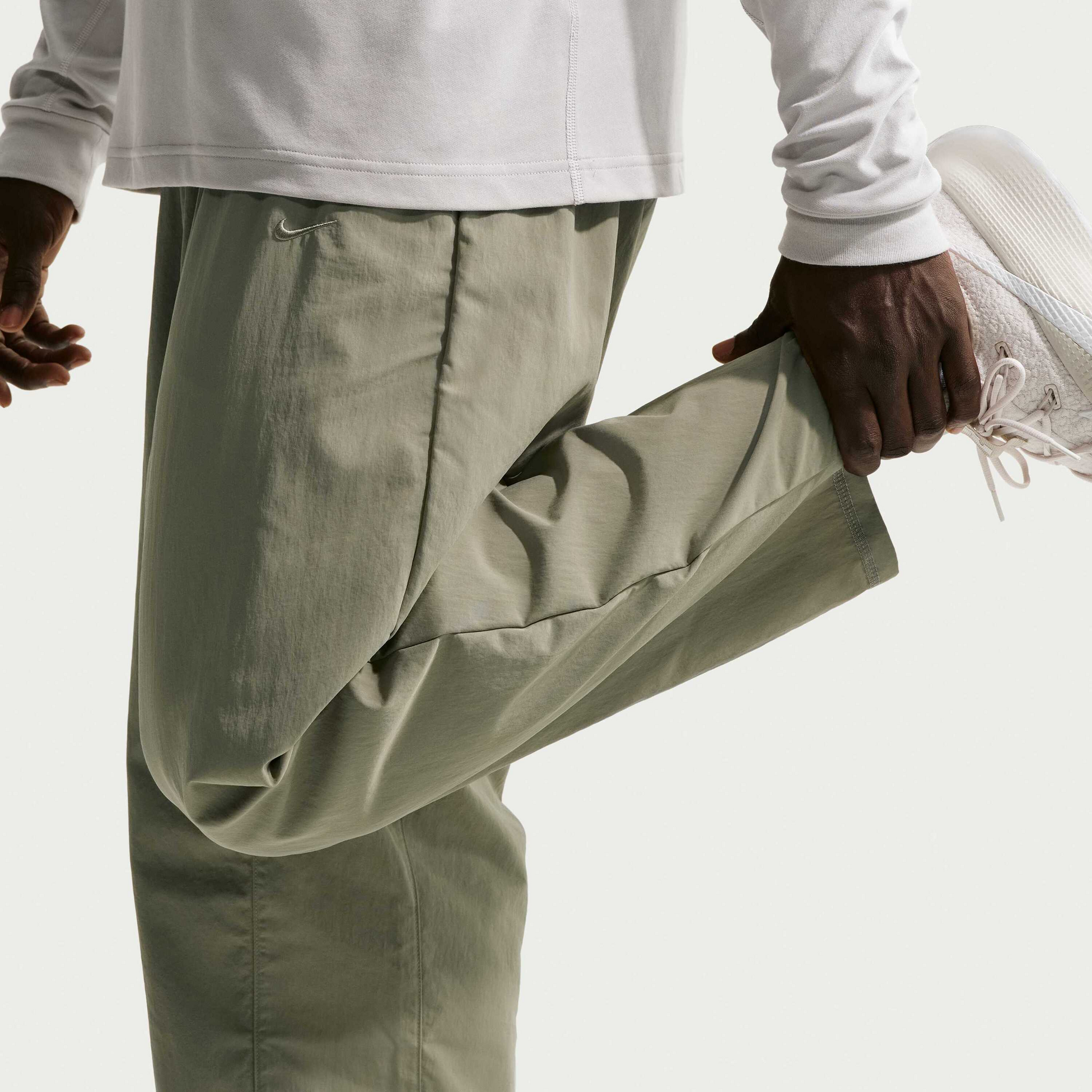 NIKE, Men's Dri-fit Woven Training Trousers N.a.c.