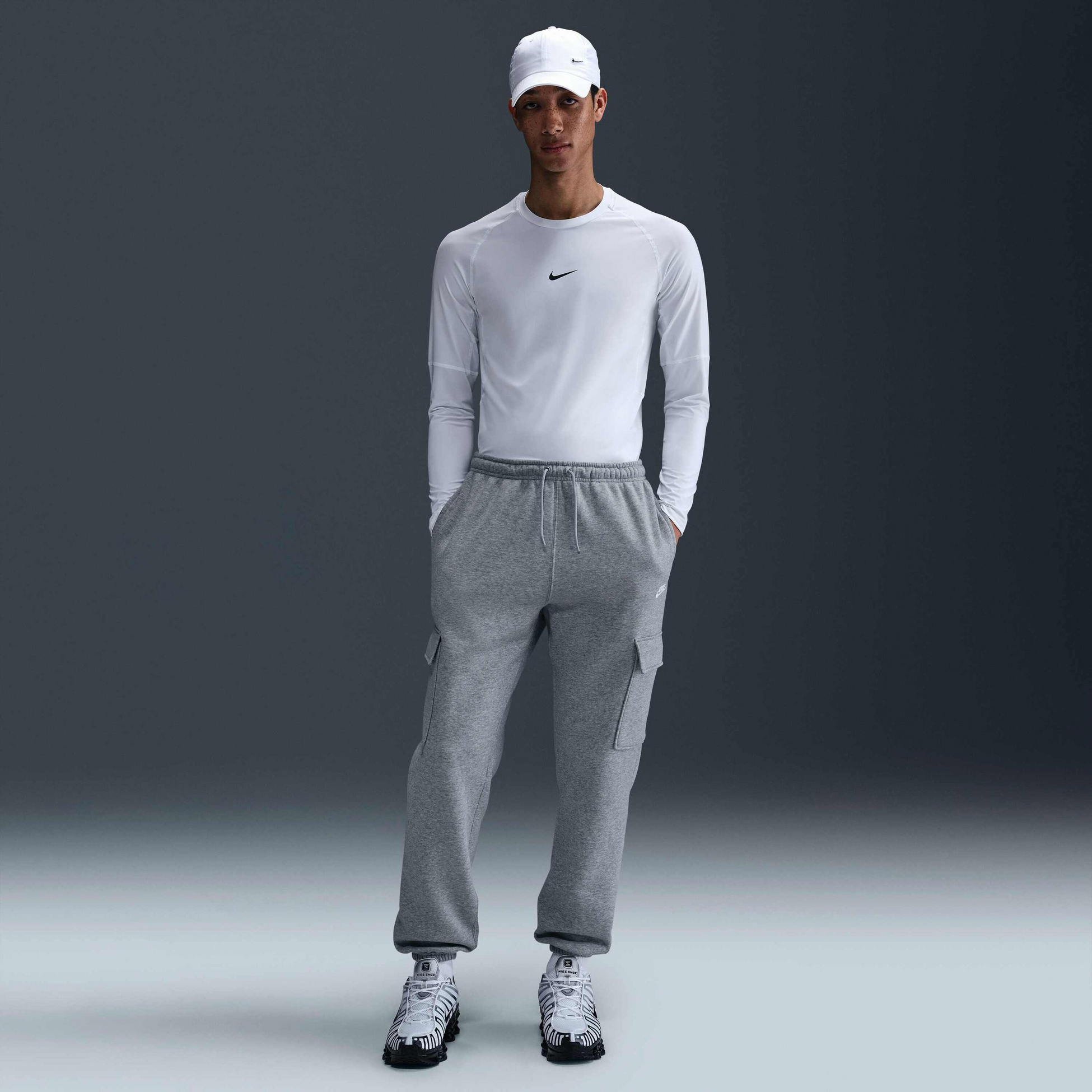 NIKE, Men's Fleece Cargo Trousers Club