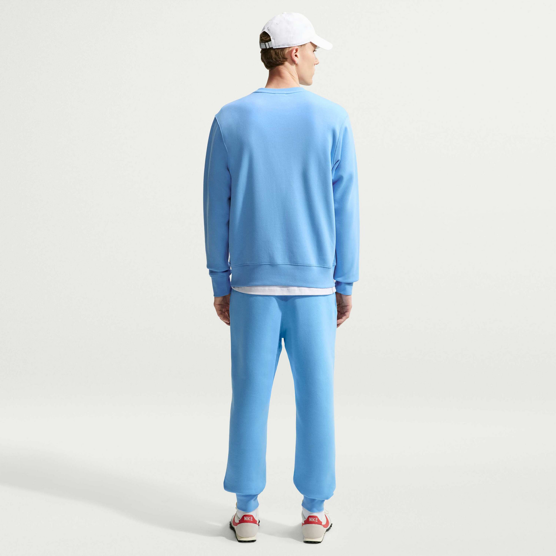NIKE, Men's Fleece Crew Club