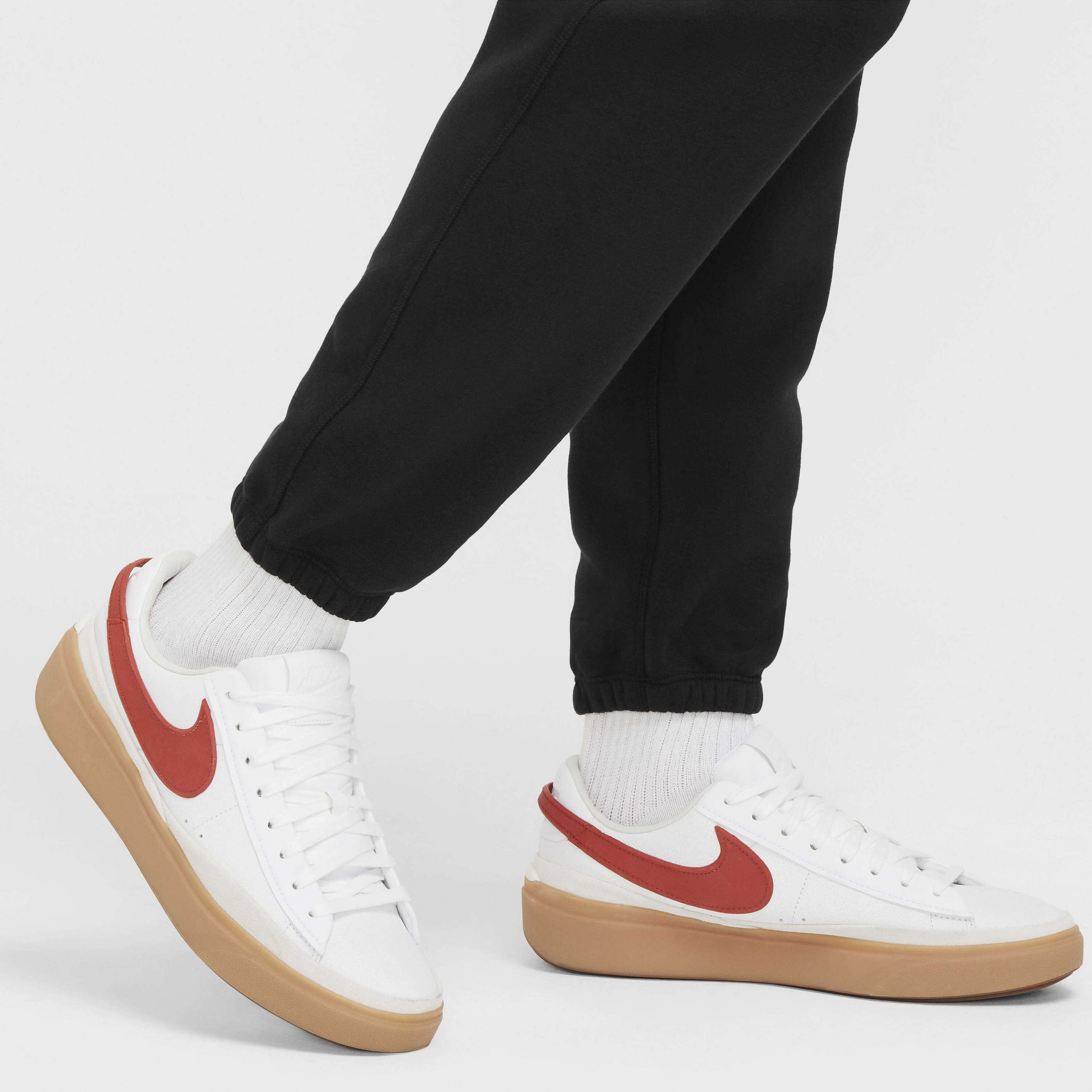 NIKE, Men's Fleece Cuffed Trousers Sportswear Club