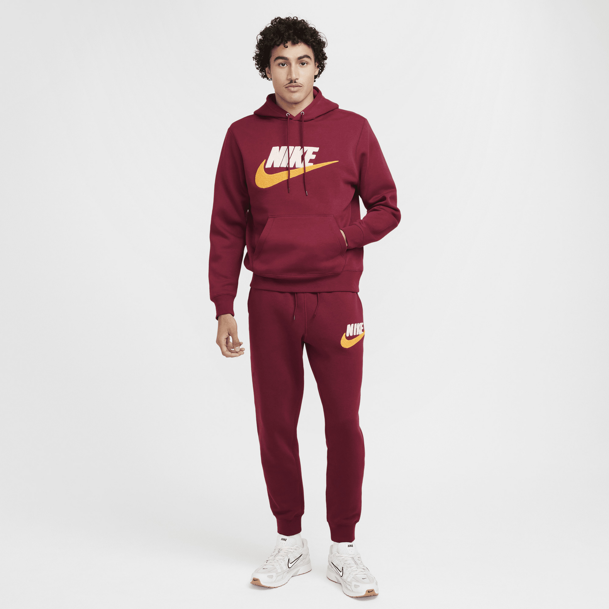 NIKE, Men's Fleece Joggers Club Fleece