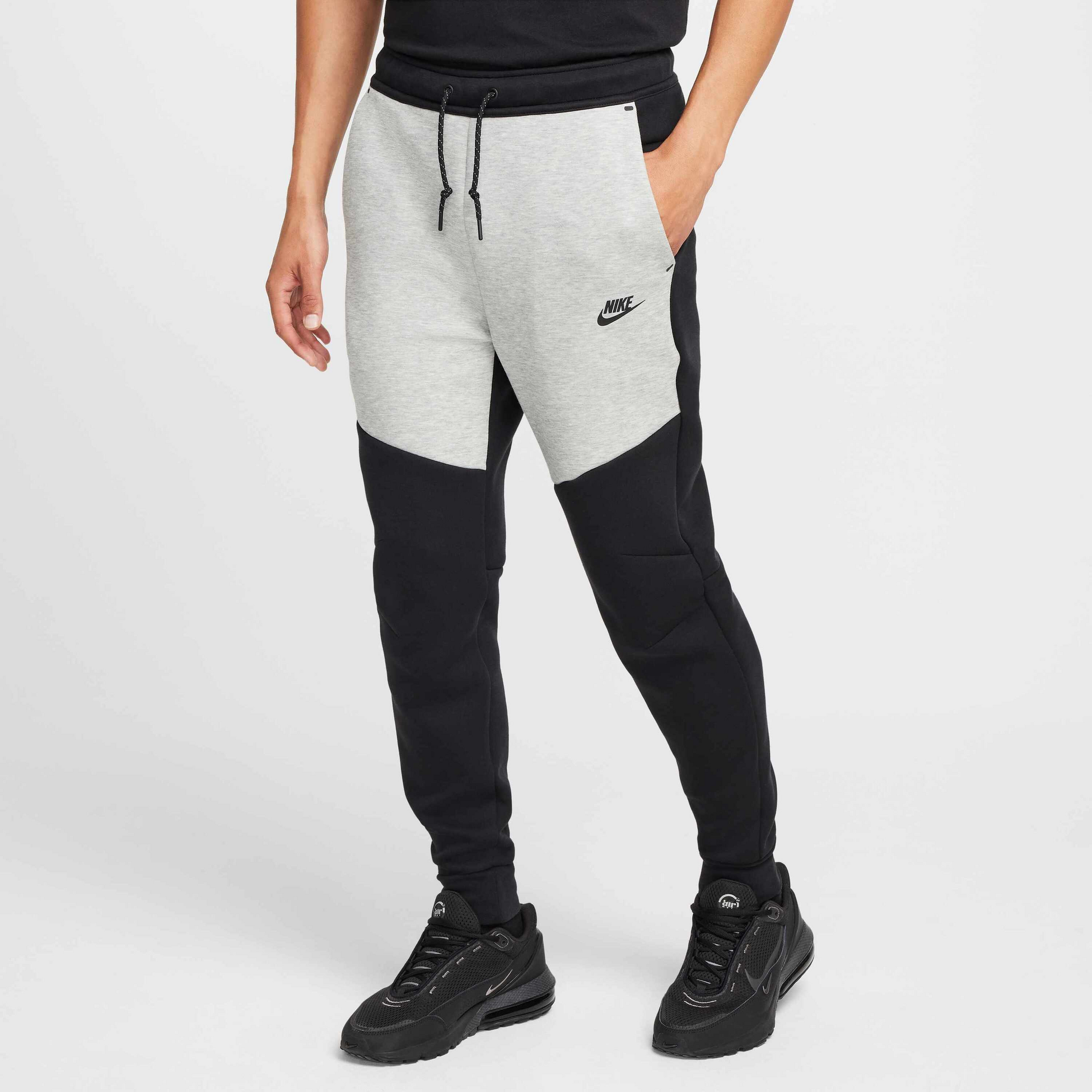 NIKE, Men's Fleece Joggers Tech