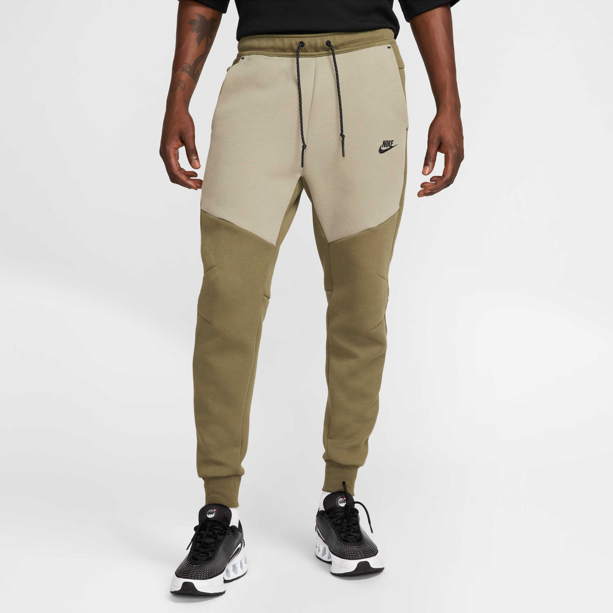 NIKE, Men's Fleece Joggers Tech