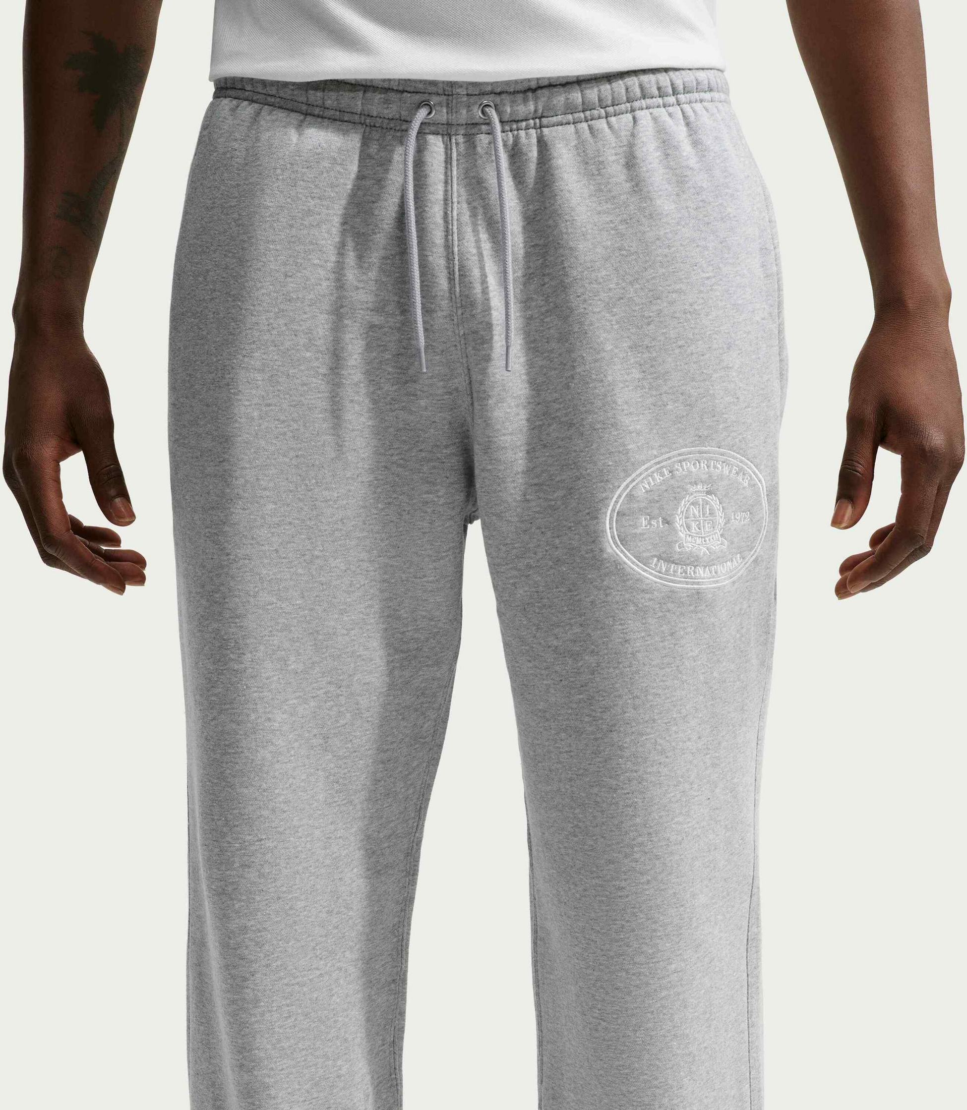 NIKE, Men's Fleece Open-hem Trousers Club