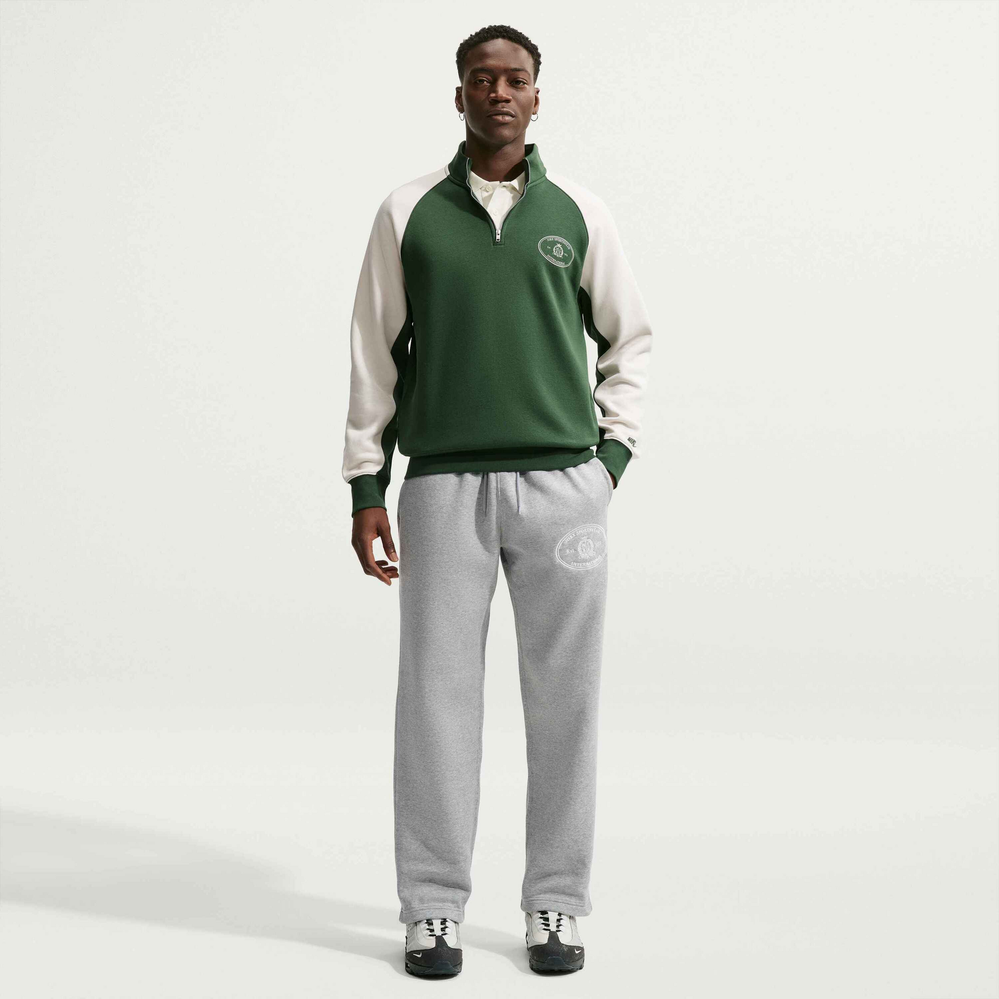 NIKE, Men's Fleece Open-hem Trousers Club
