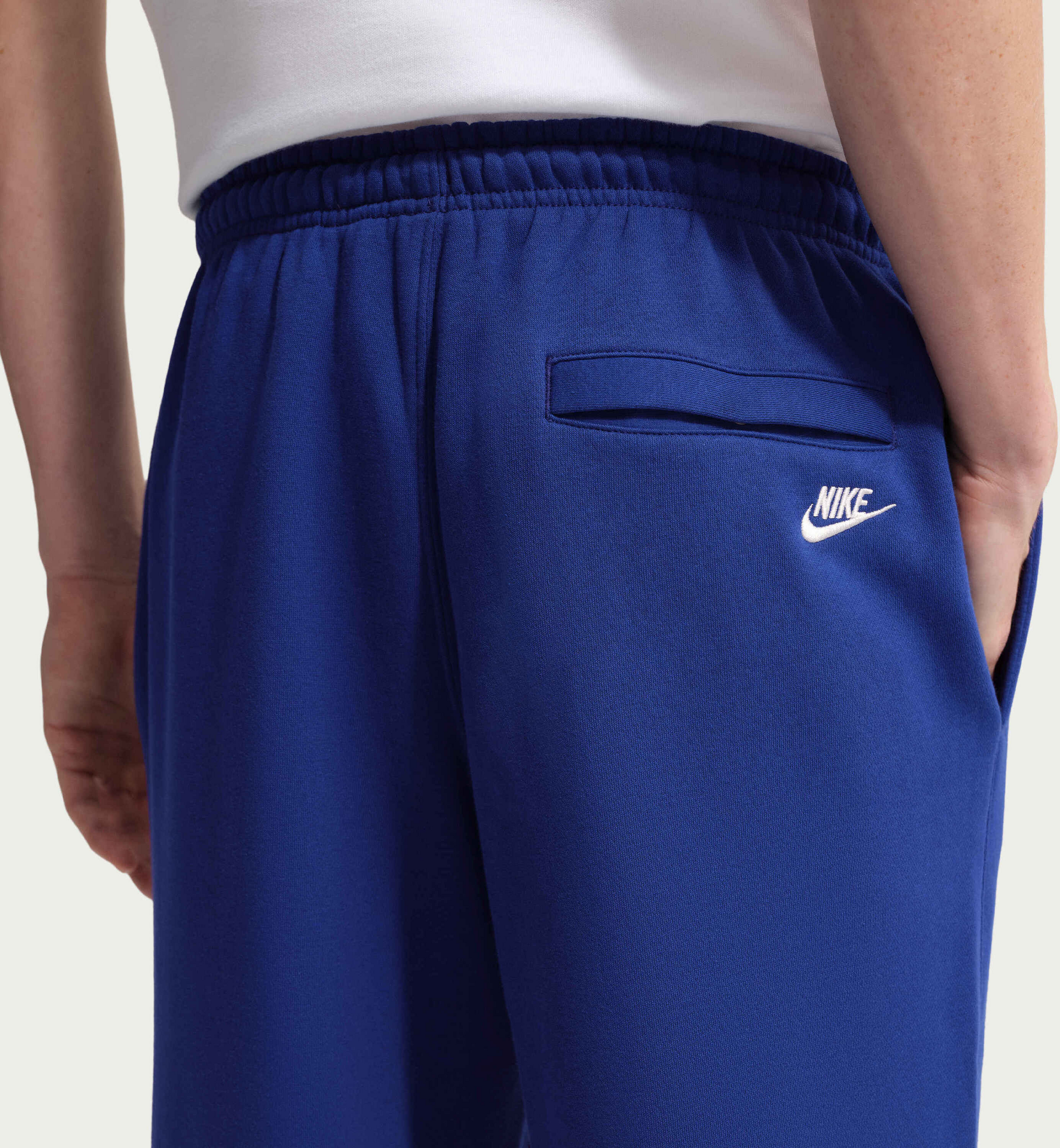 NIKE, Men's Fleece Open-hem Trousers Club