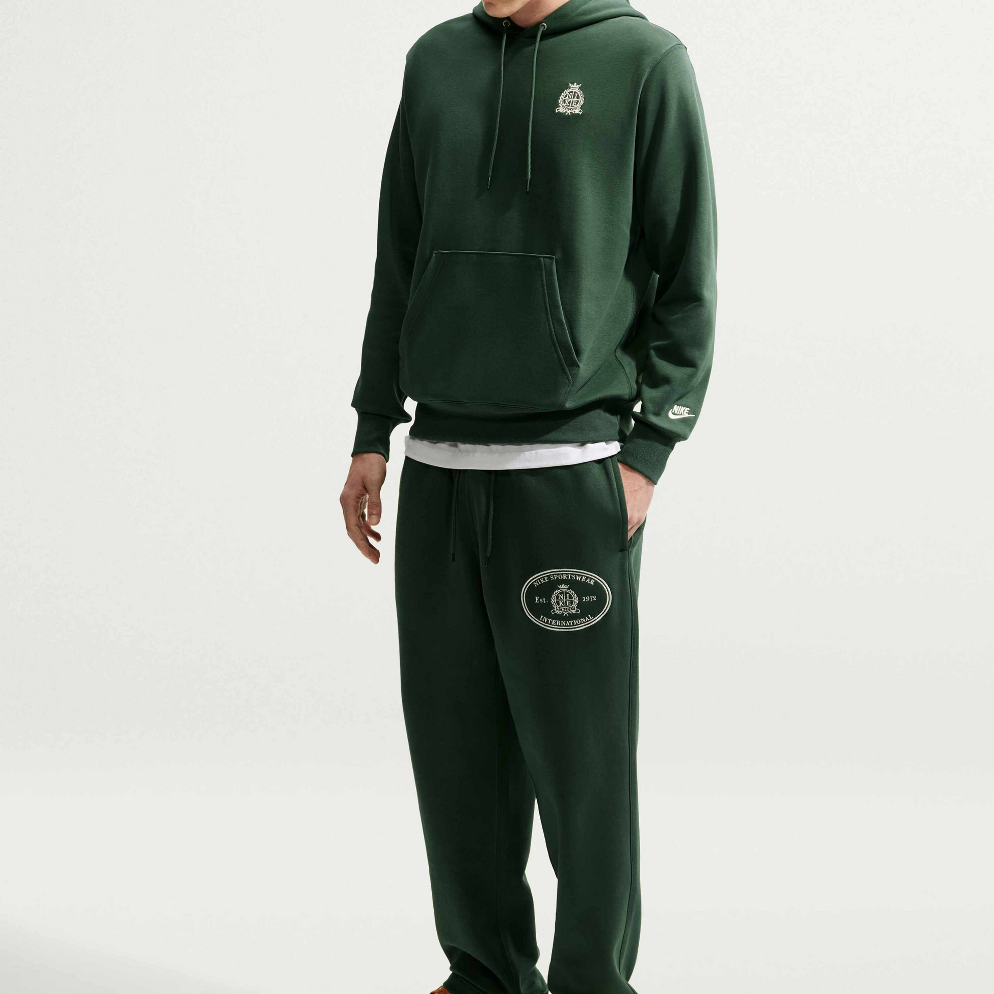 NIKE, Men's Fleece Open-hem Trousers Club