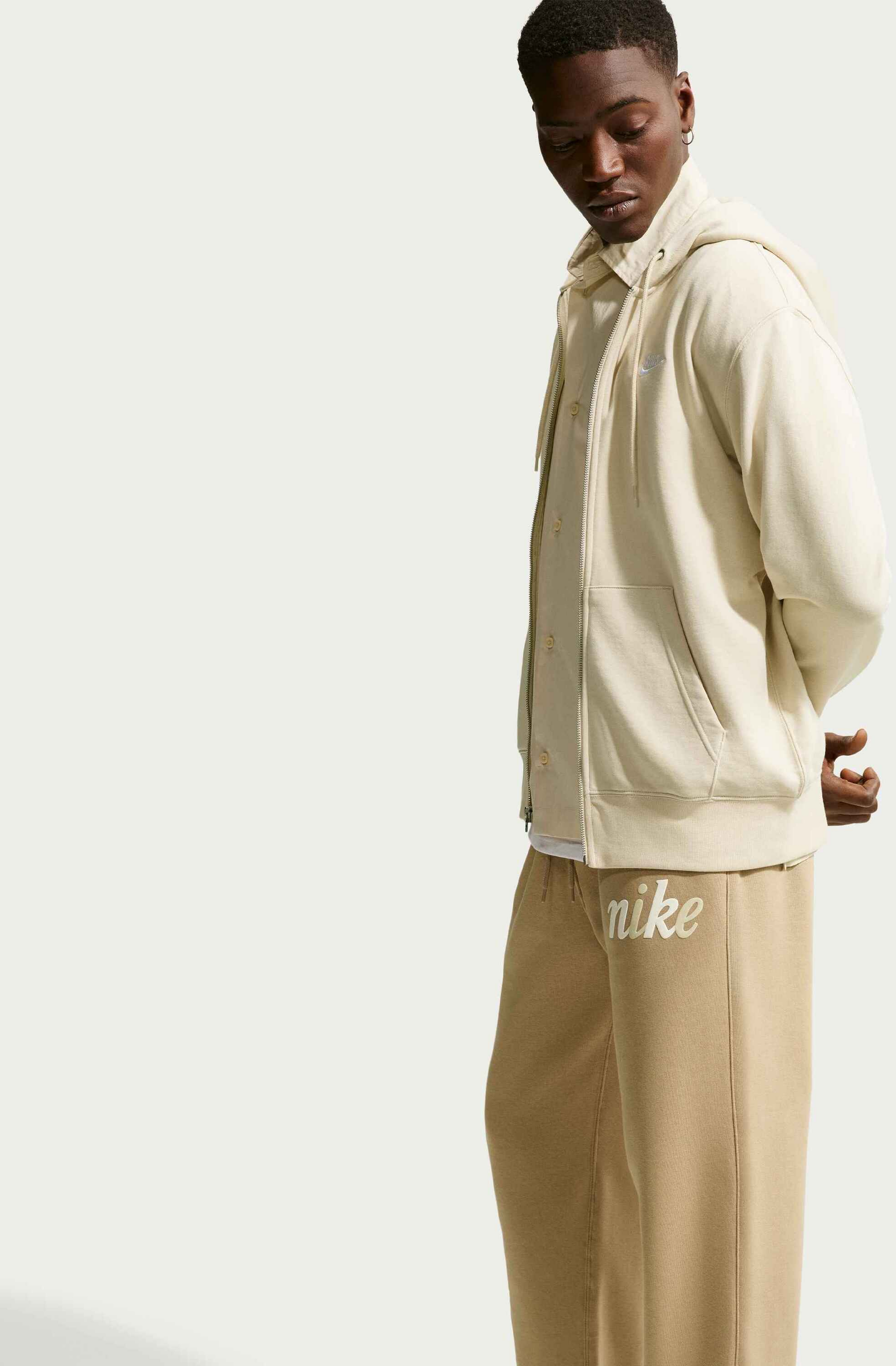NIKE, Men's Fleece Open-hem Trousers Sportswear Club