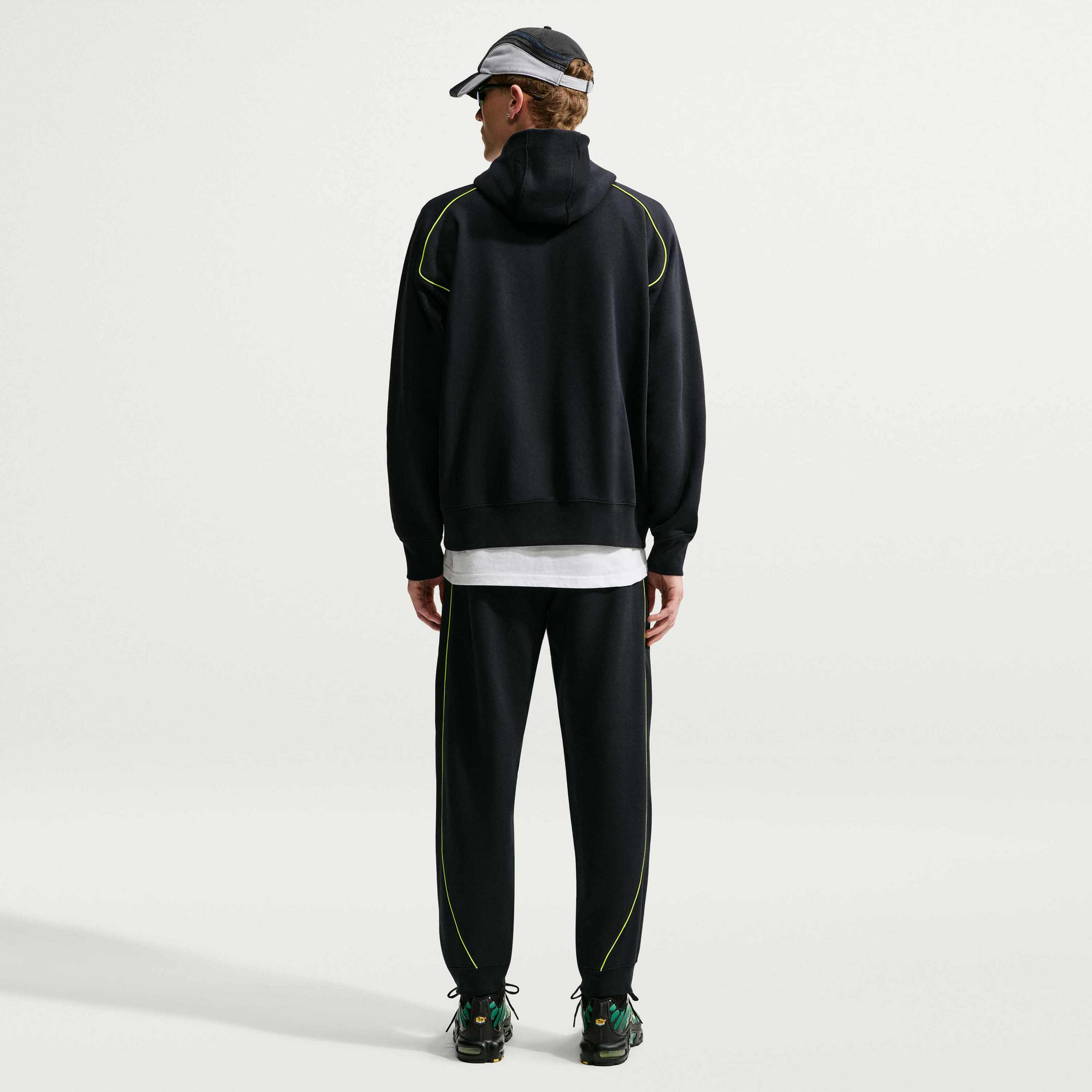 NIKE, Men's Fleece Pullover Hoodie Air