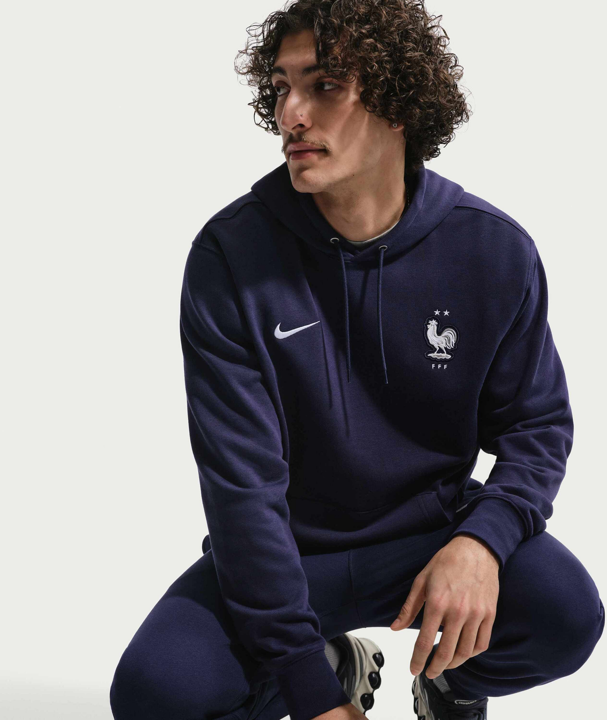 NIKE, Men's Football French Terry Pullover Hoodie Fff Club