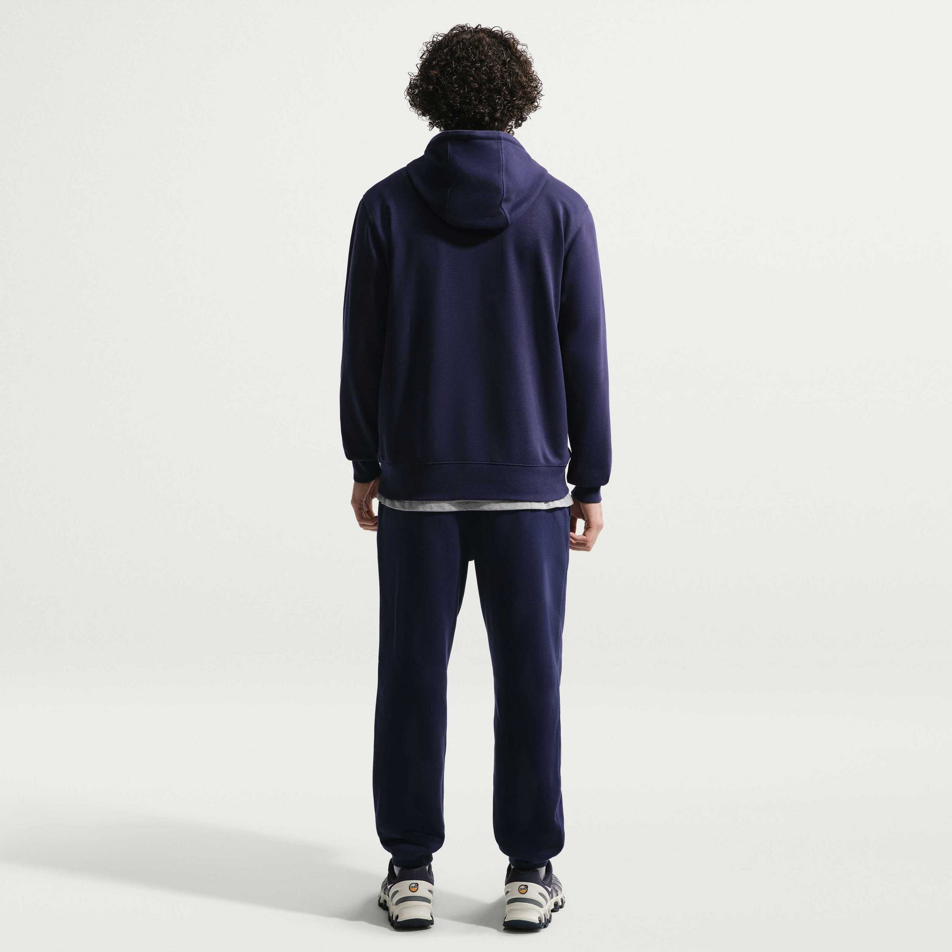 NIKE, Men's Football French Terry Pullover Hoodie Fff Club