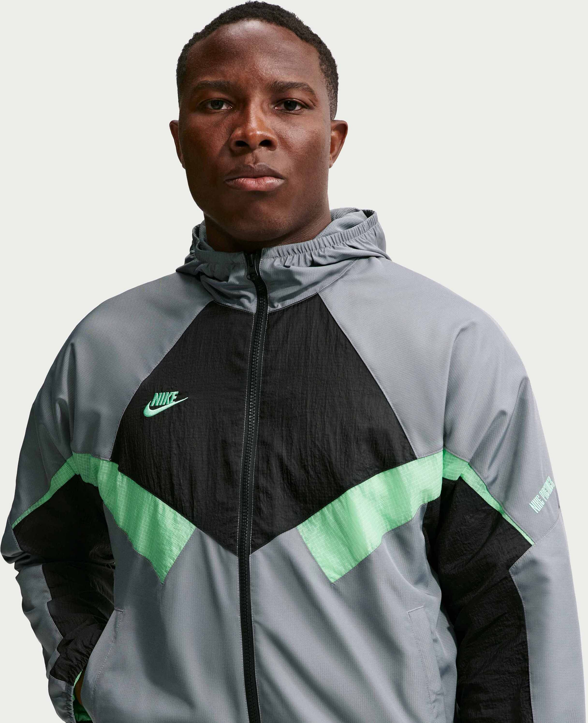 NIKE, Men's Football Hooded Woven Tracksuit Jacket Premier Repel