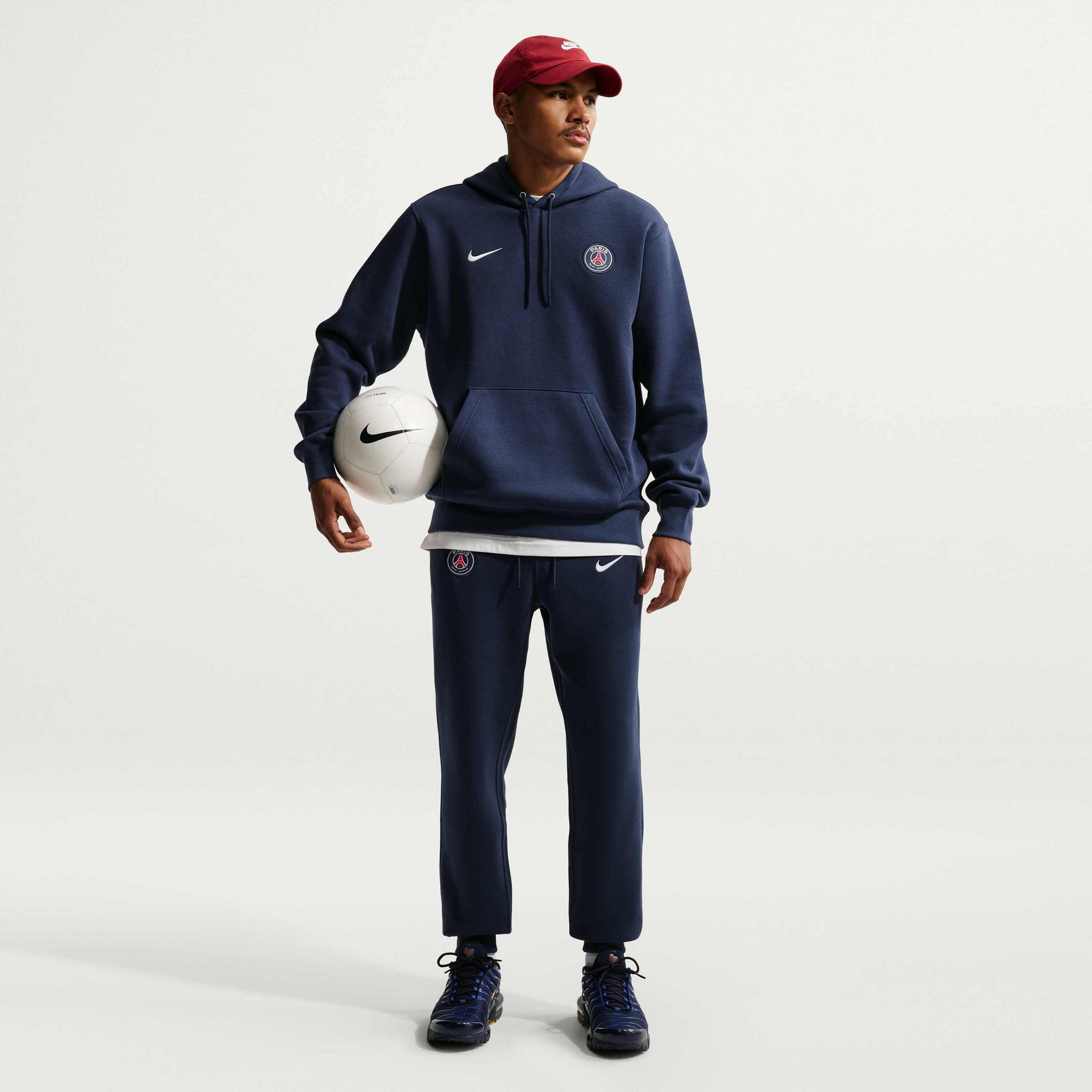 NIKE, Men's Football Pullover Hoodie Paris Saint-germain Club