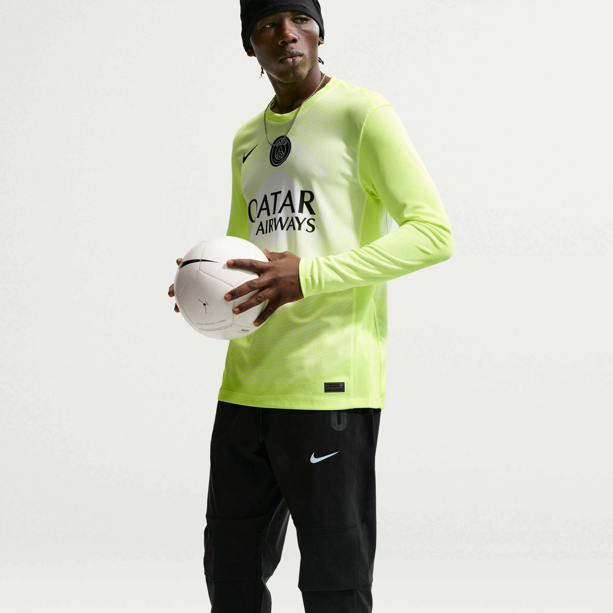NIKE, Men's Football Woven Trousers Paris Saint-germain Tech