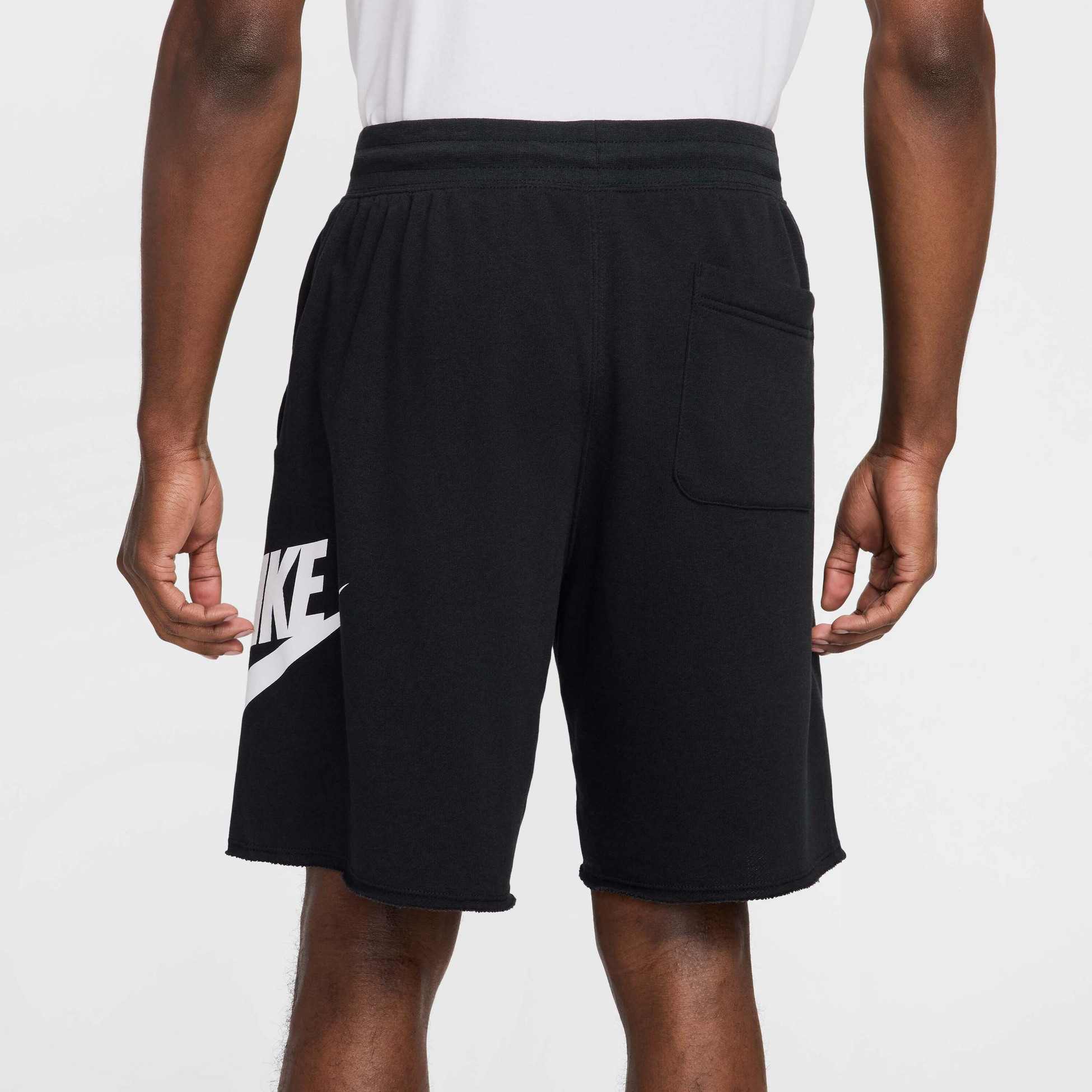 NIKE, Men's French Terry Alumni Shorts Club