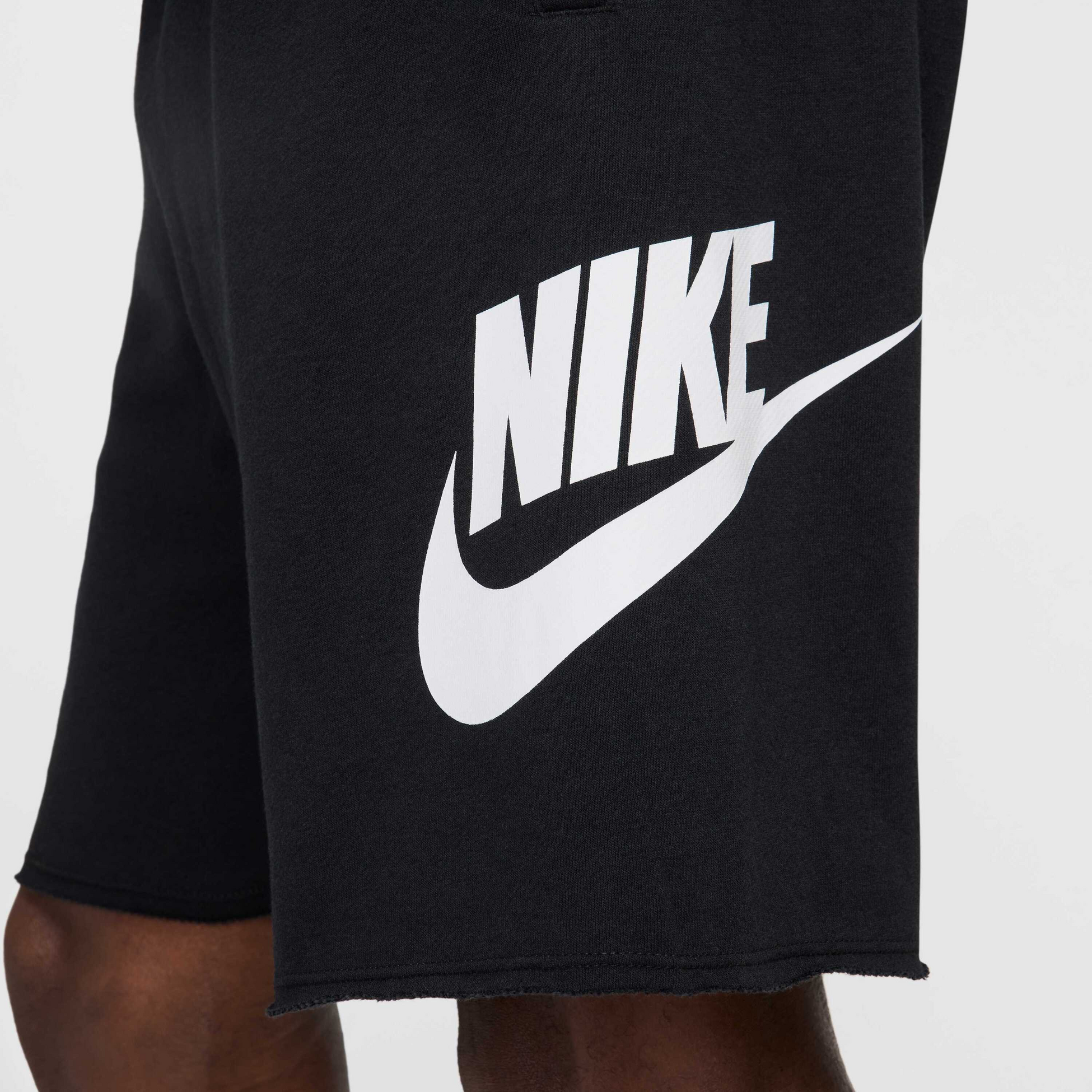 NIKE, Men's French Terry Alumni Shorts Club