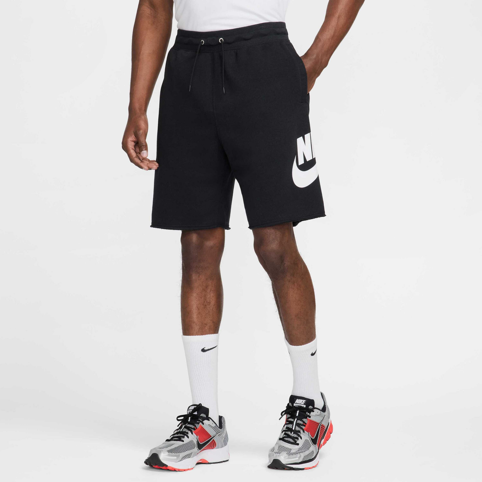 NIKE, Men's French Terry Alumni Shorts Club