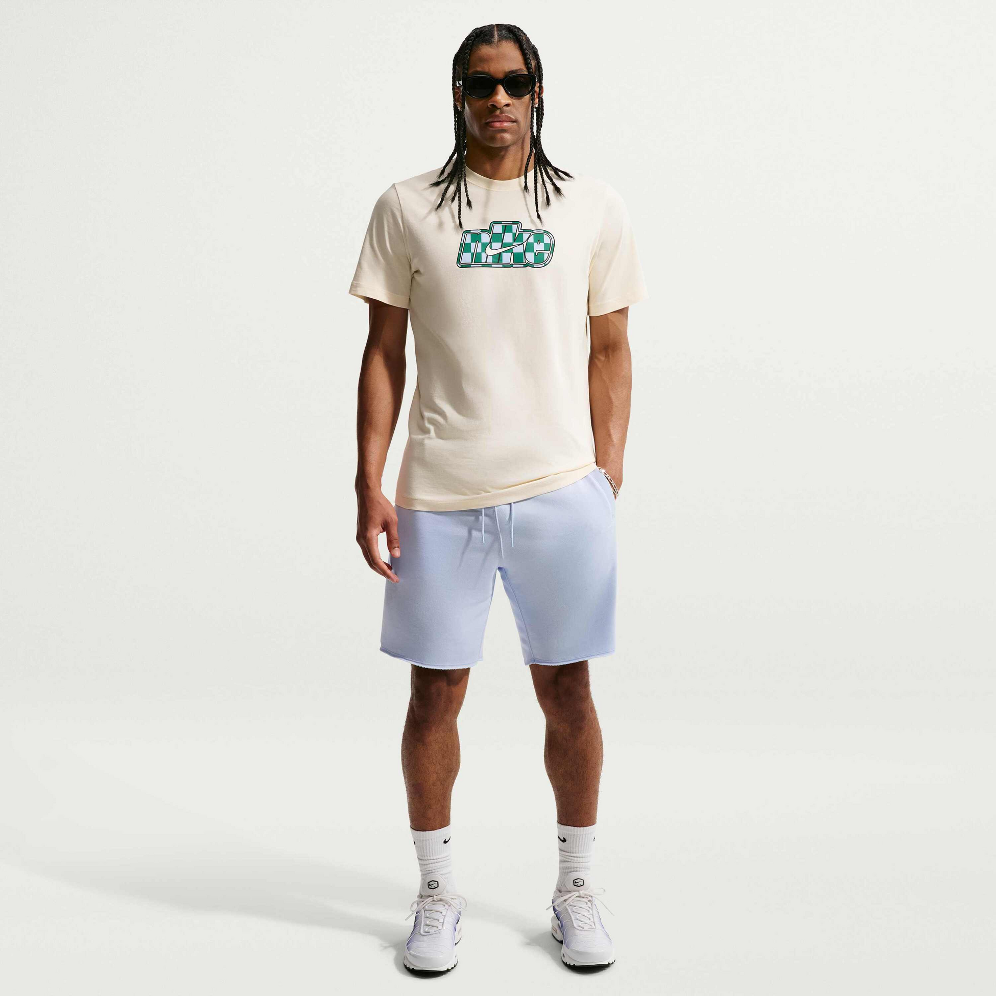 NIKE, Men's French Terry Alumni Shorts Club