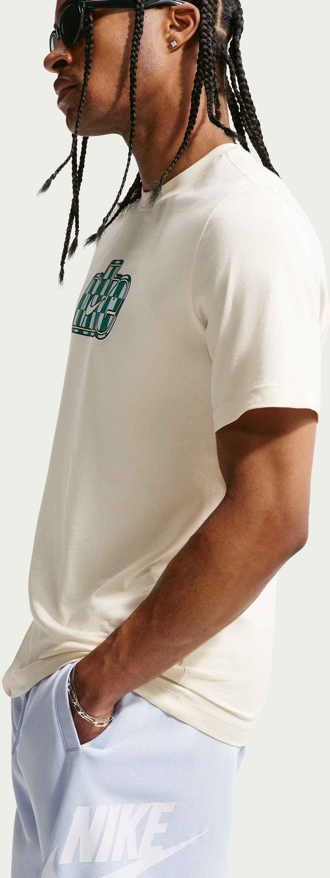 NIKE, Men's French Terry Alumni Shorts Club