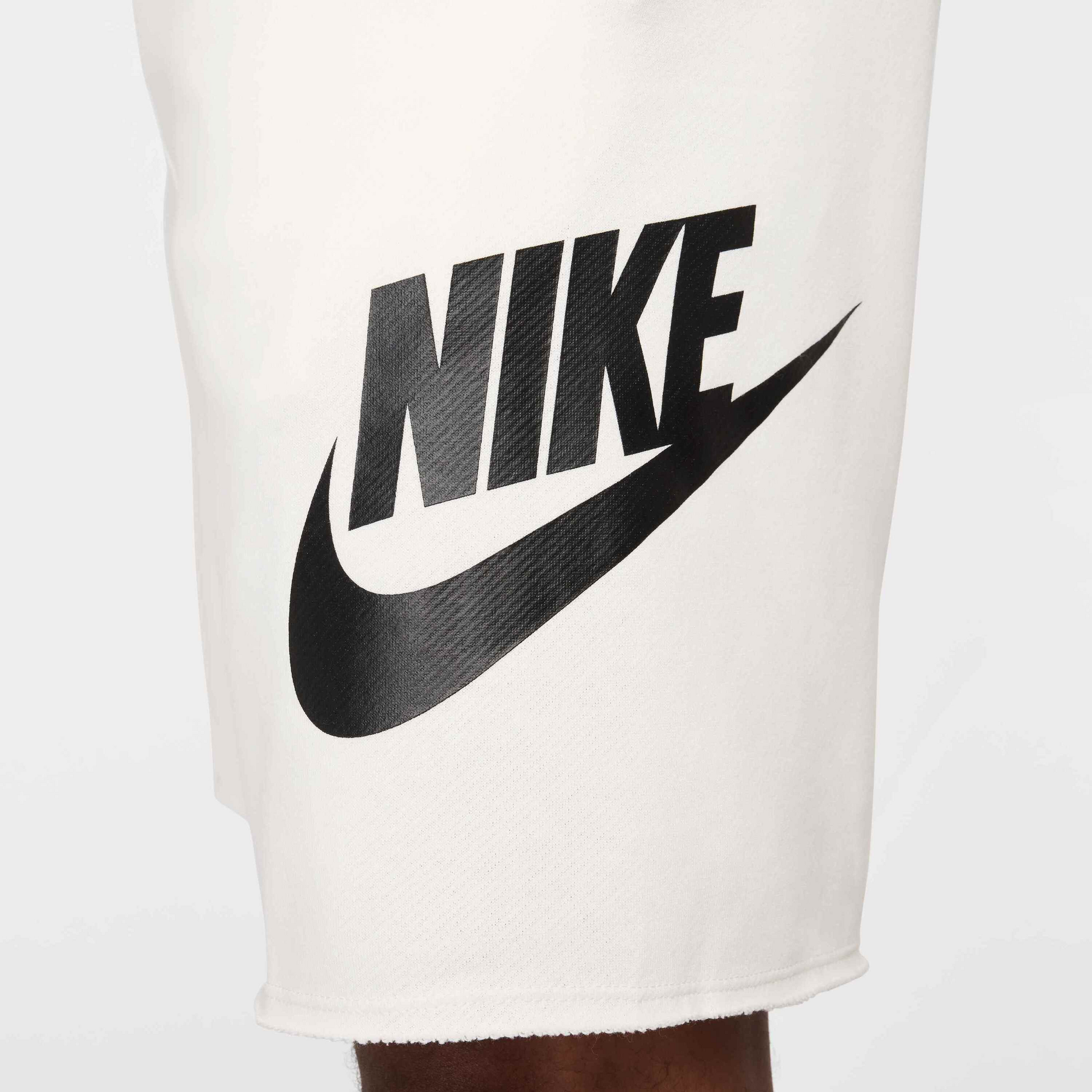 NIKE, Men's French Terry Alumni Shorts Club