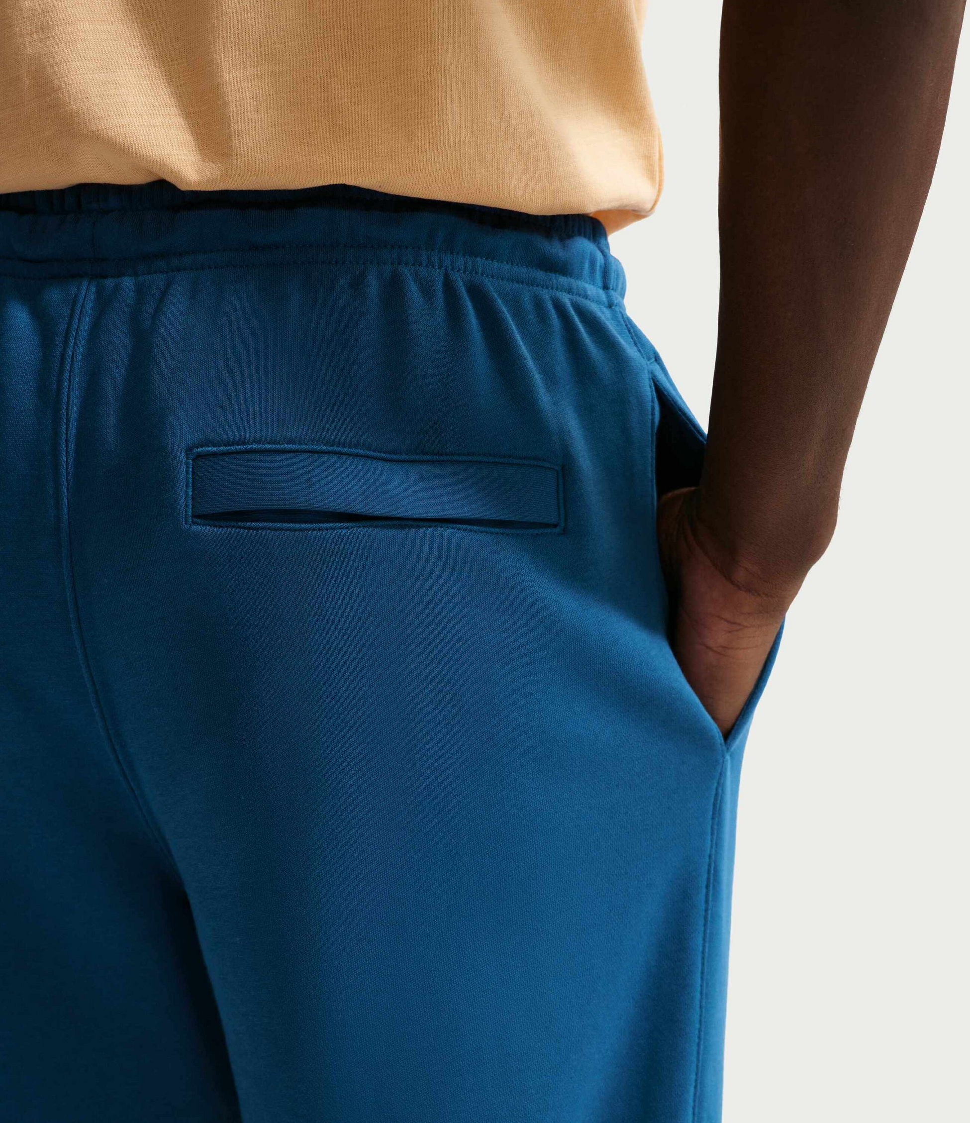 NIKE, Men's French Terry Open-hem Trousers Club