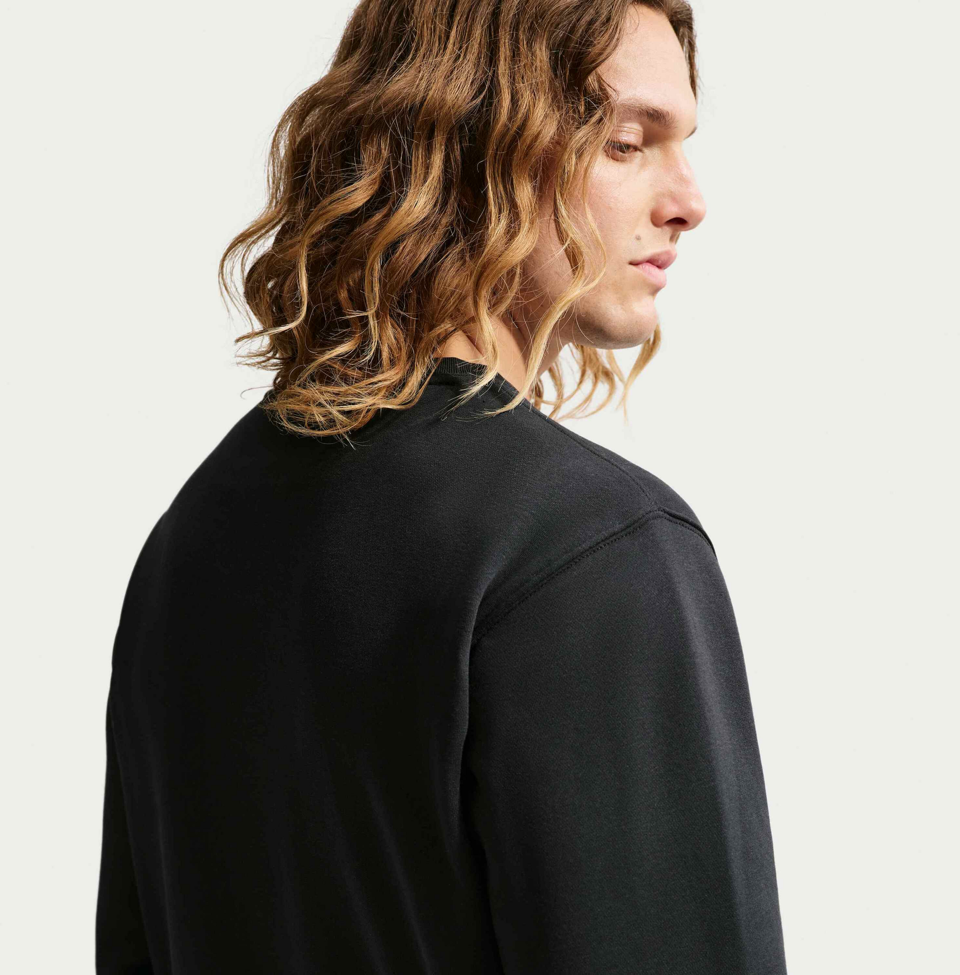NIKE, Men's Graphic Fleece Crew Sportswear Club