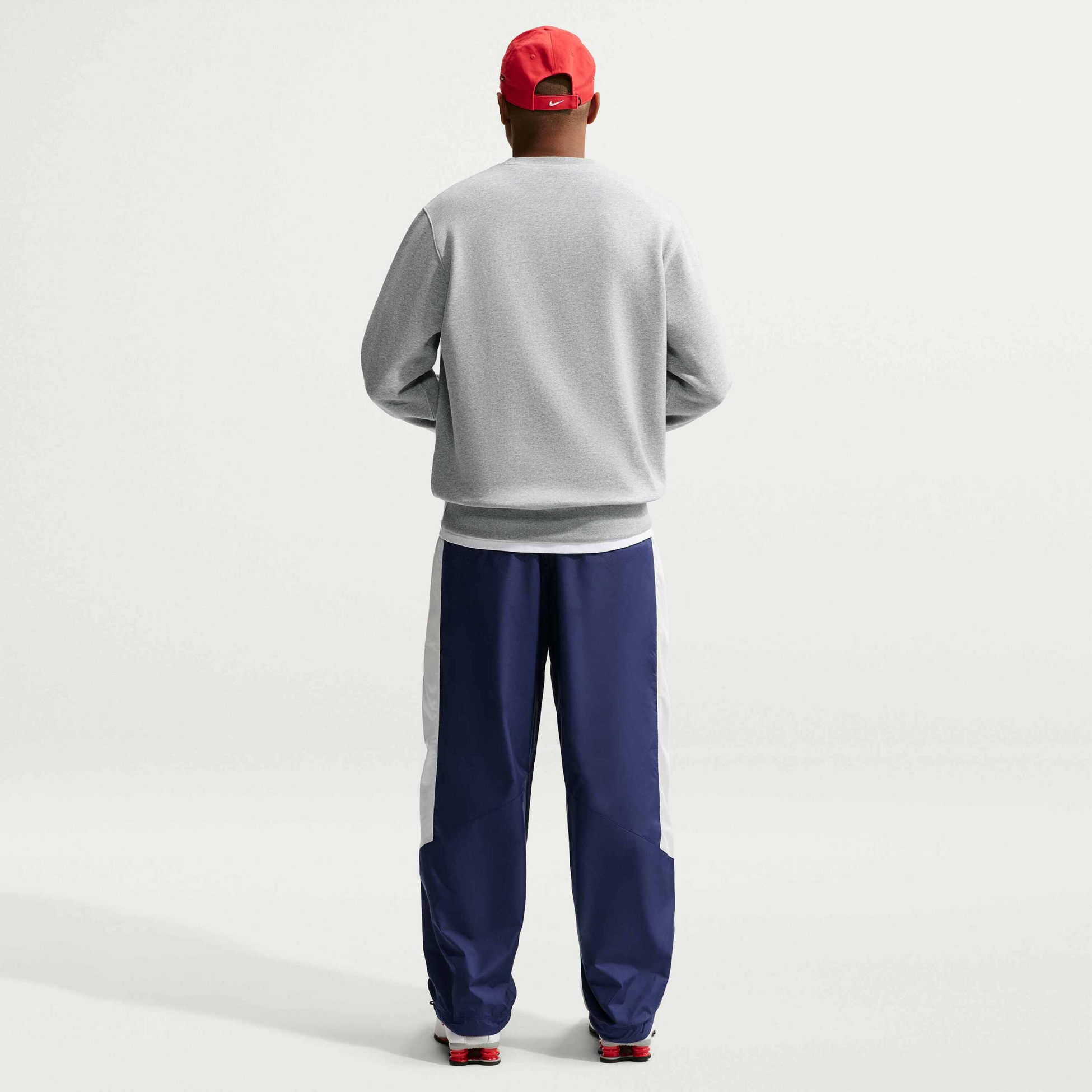NIKE, Men's Graphic Fleece Crew Sportswear Club