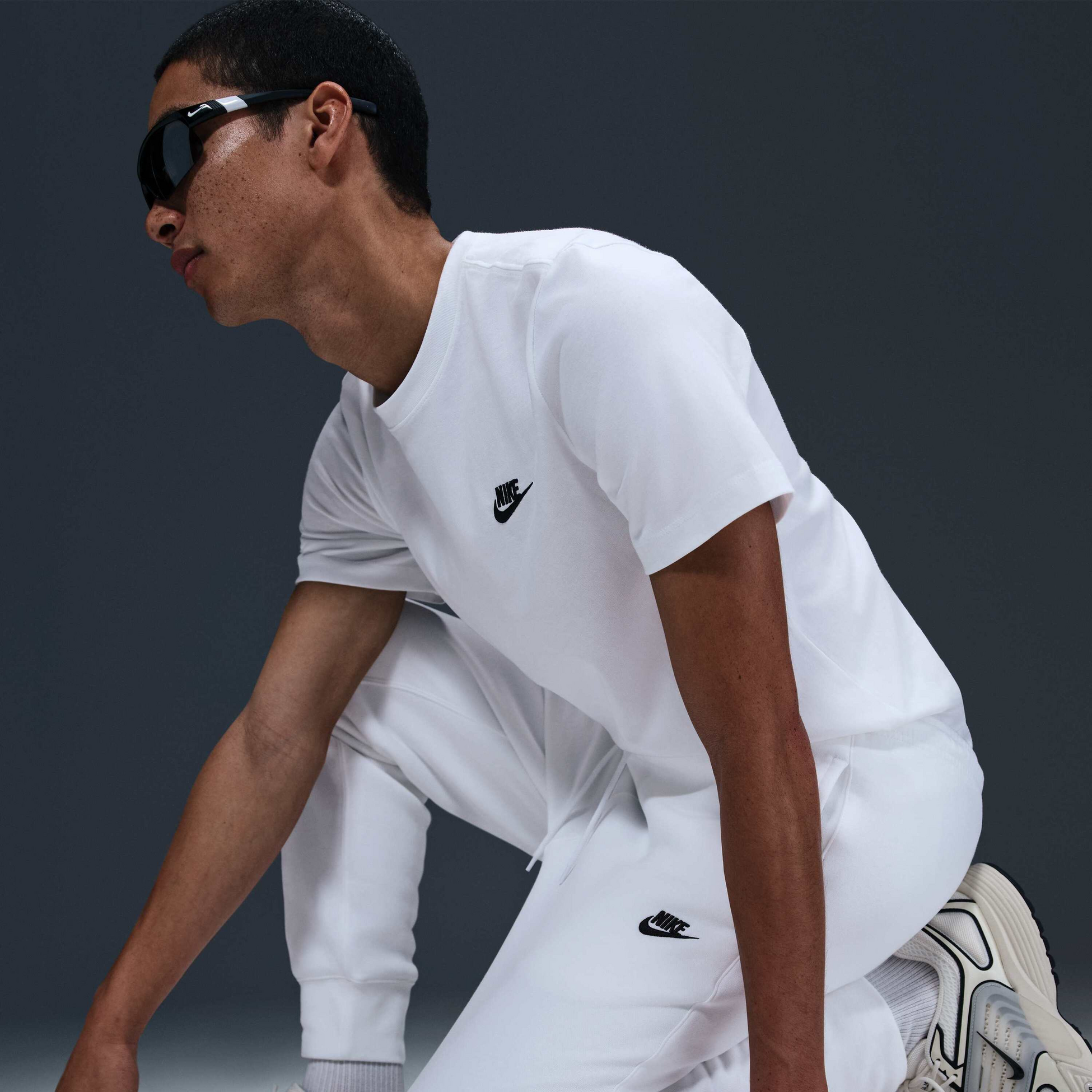 NIKE, Men's Joggers Sportswear Club