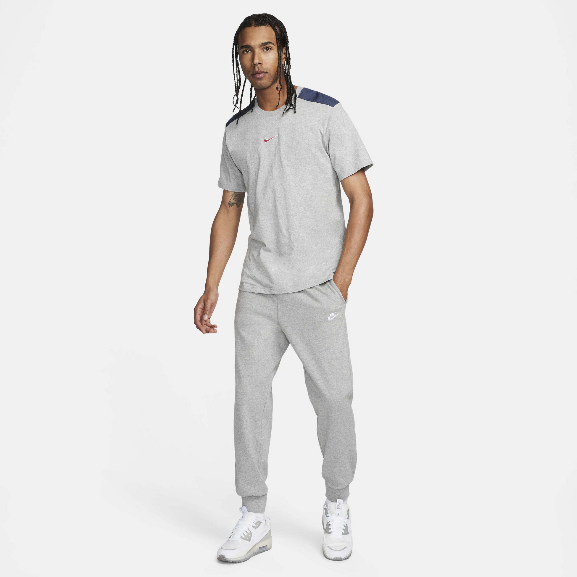 NIKE, Men's Knit Joggers Club