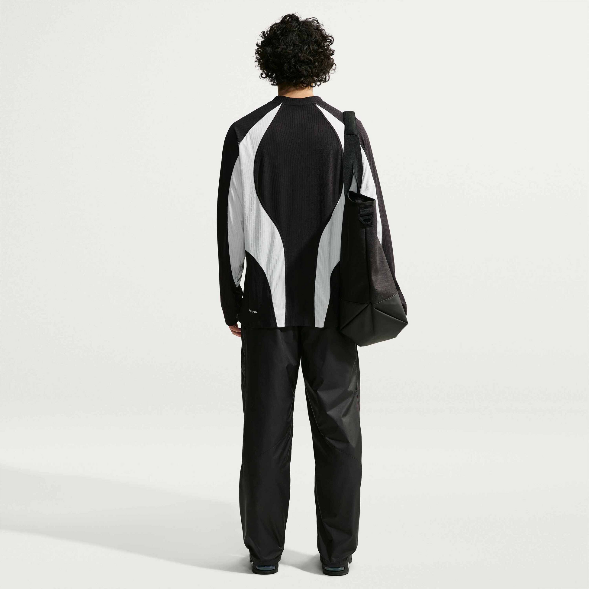NIKE, Men's Lightweight Trousers Windrunner