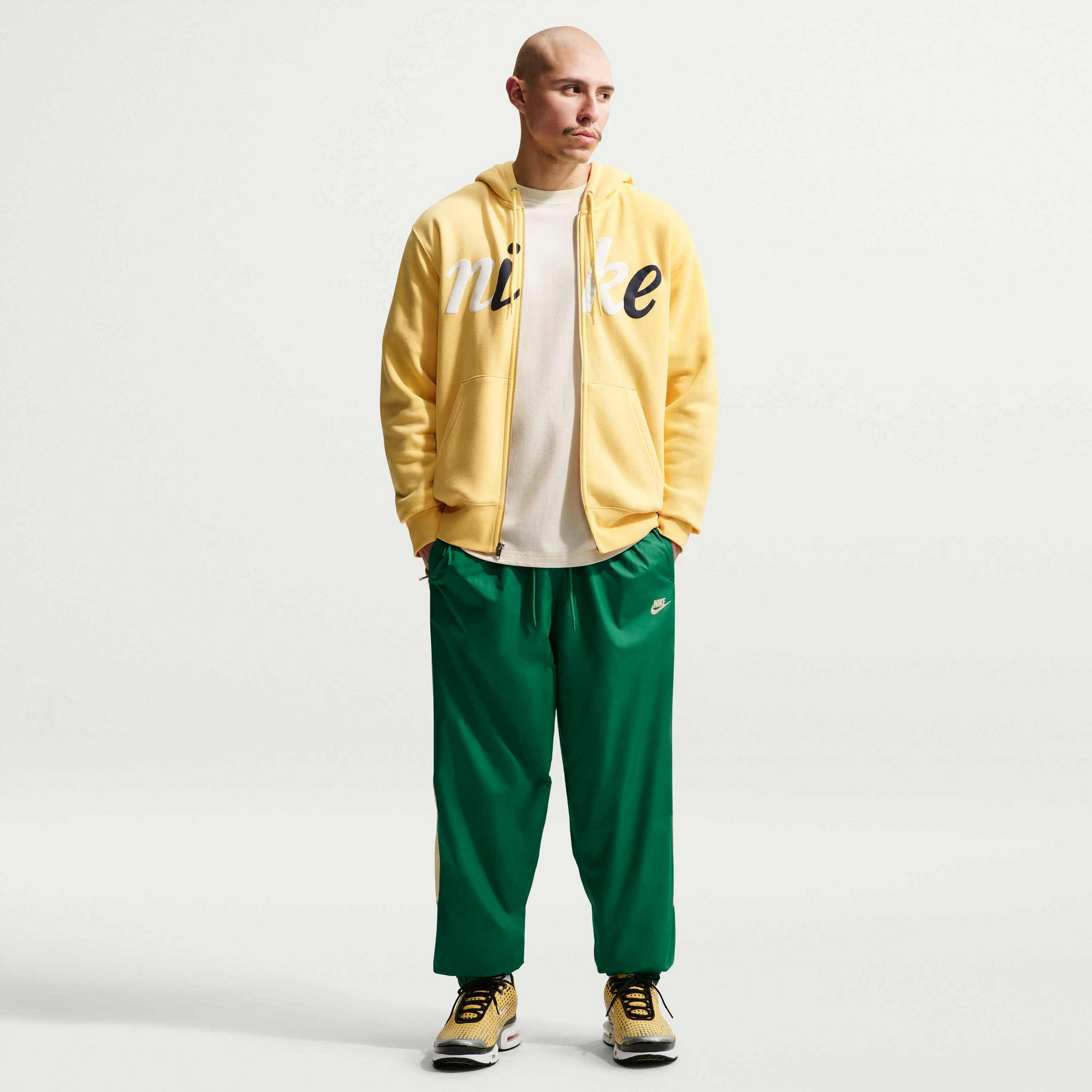 NIKE, Men's Lined Trousers Windrunner