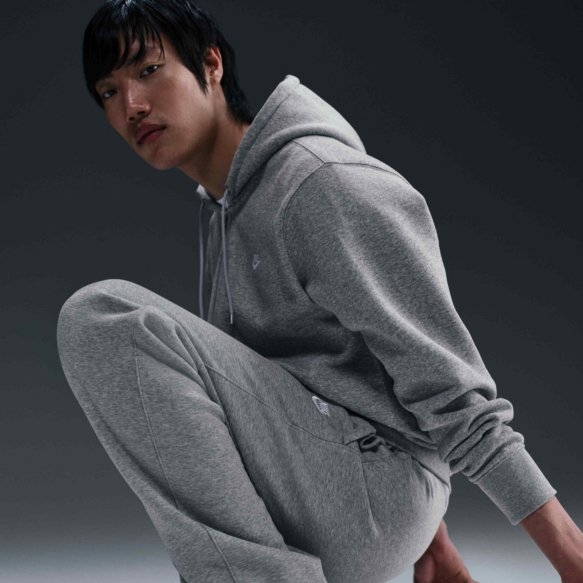 NIKE, Men's Open-hem Fleece Trousers Club