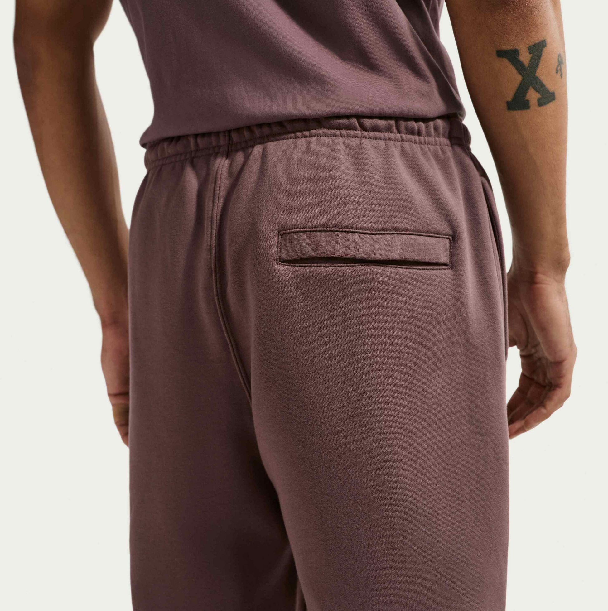NIKE, Men's Open-hem Fleece Trousers Club
